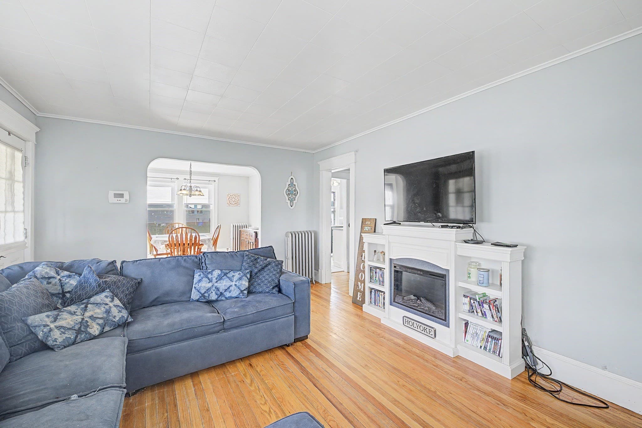 Single Family Residence at 419 Hillside Ave, Holyoke MA 01040, Holyoke, photo 16 of 40