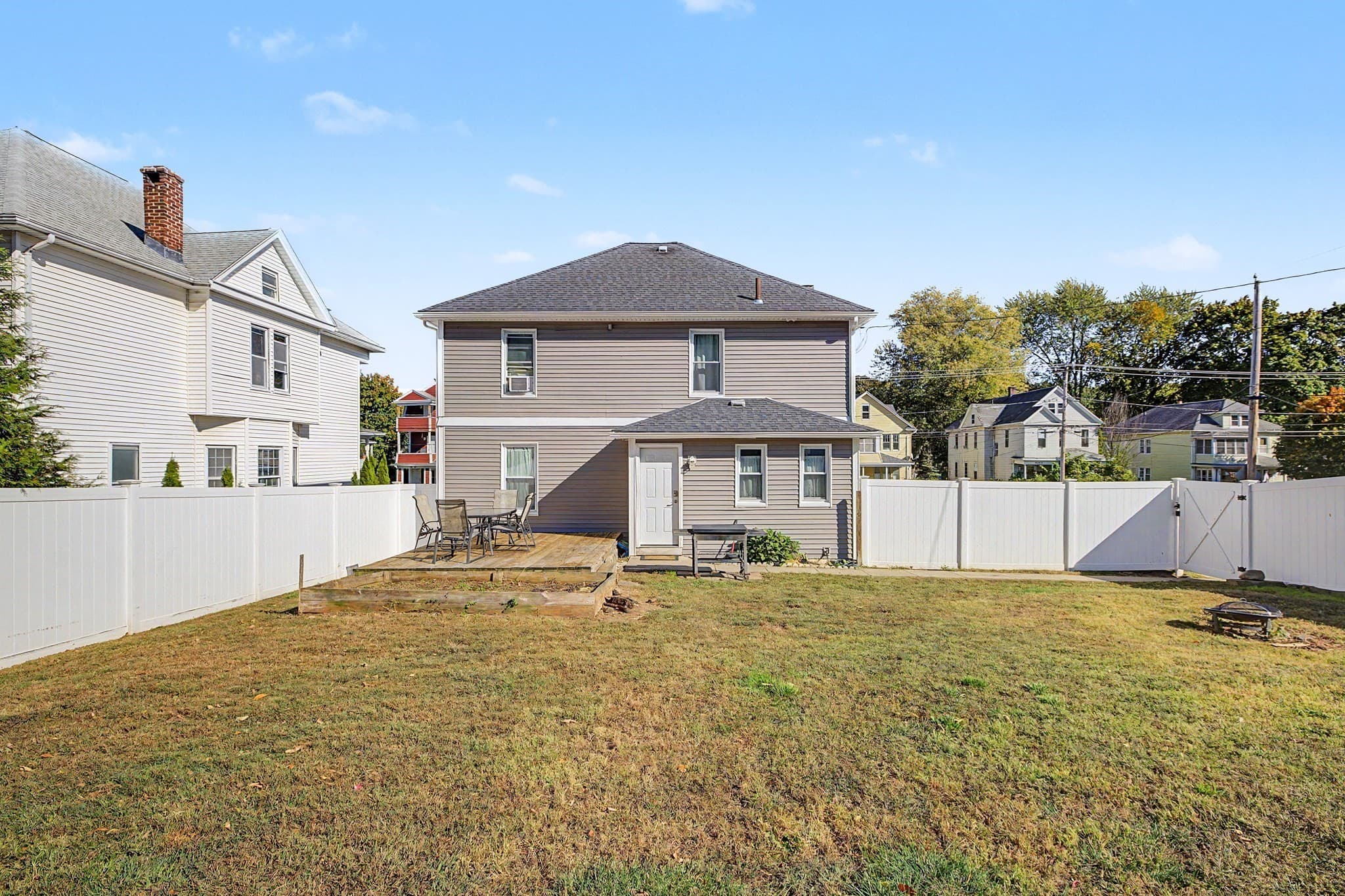Single Family Residence at 419 Hillside Ave, Holyoke MA 01040, Holyoke, photo 37 of 40