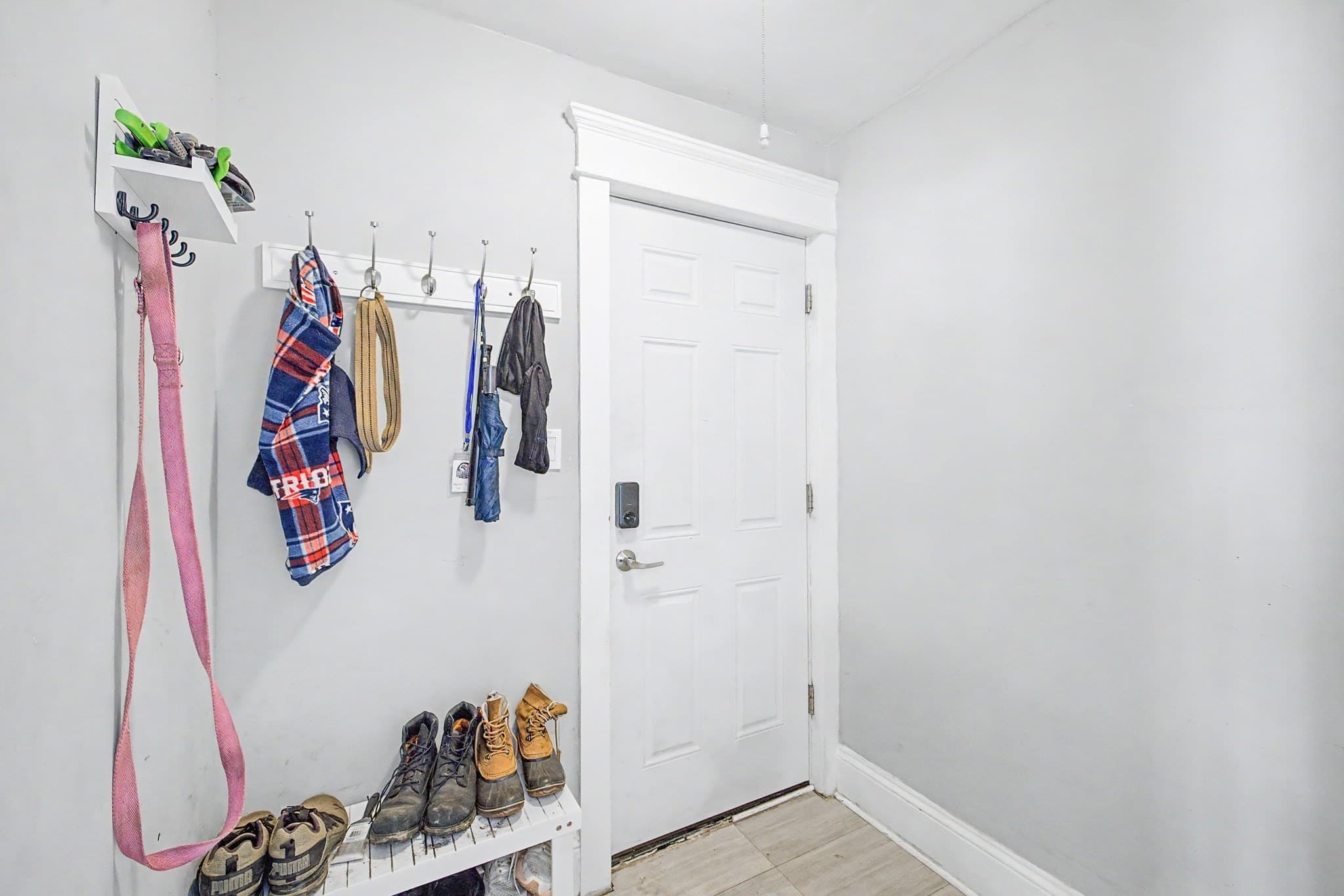 Single Family Residence at 419 Hillside Ave, Holyoke MA 01040, Holyoke, photo 11 of 40