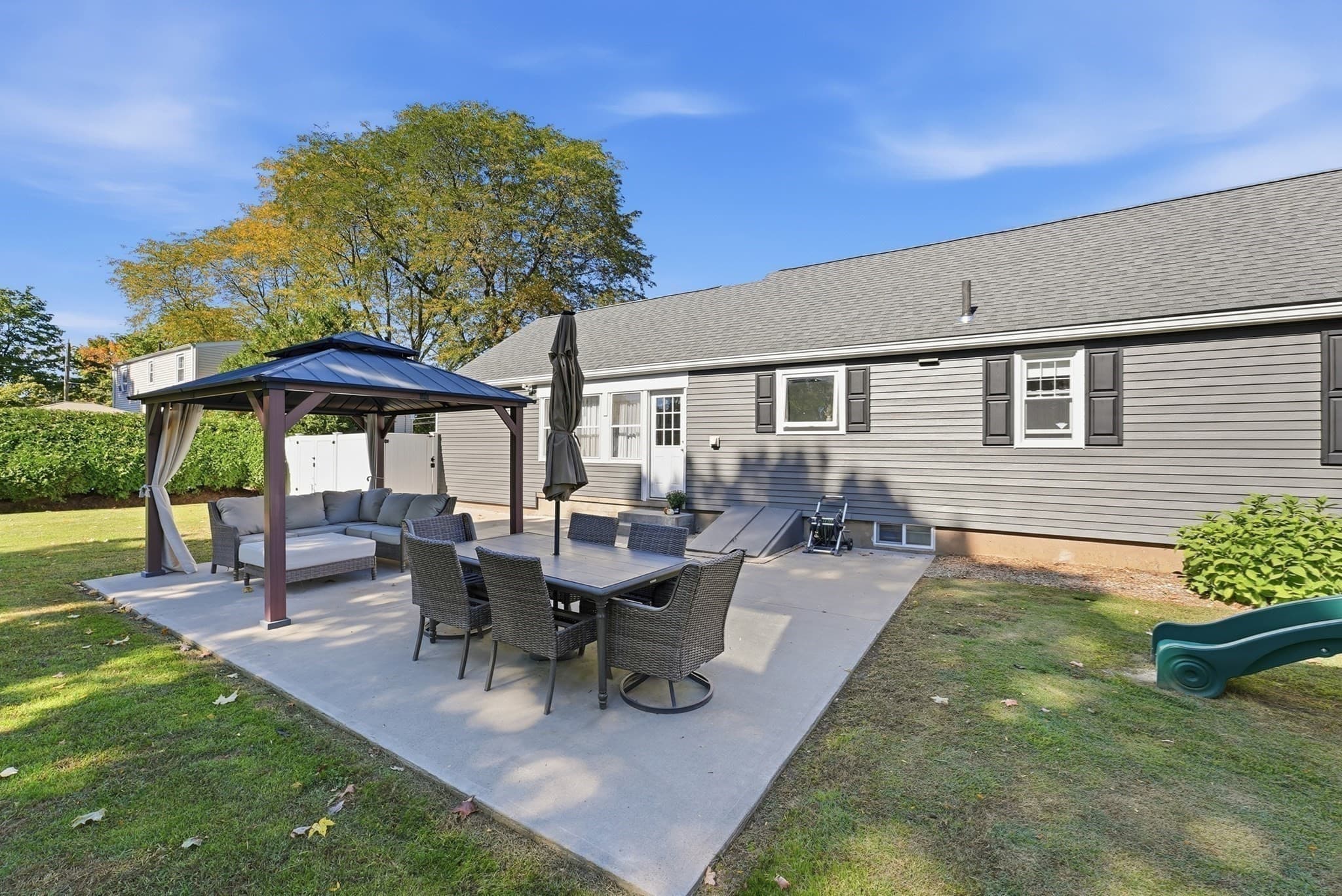 Single Family Residence at 724 Dewey St, West Springfield MA 01089, West Springfield, photo 11 of 39