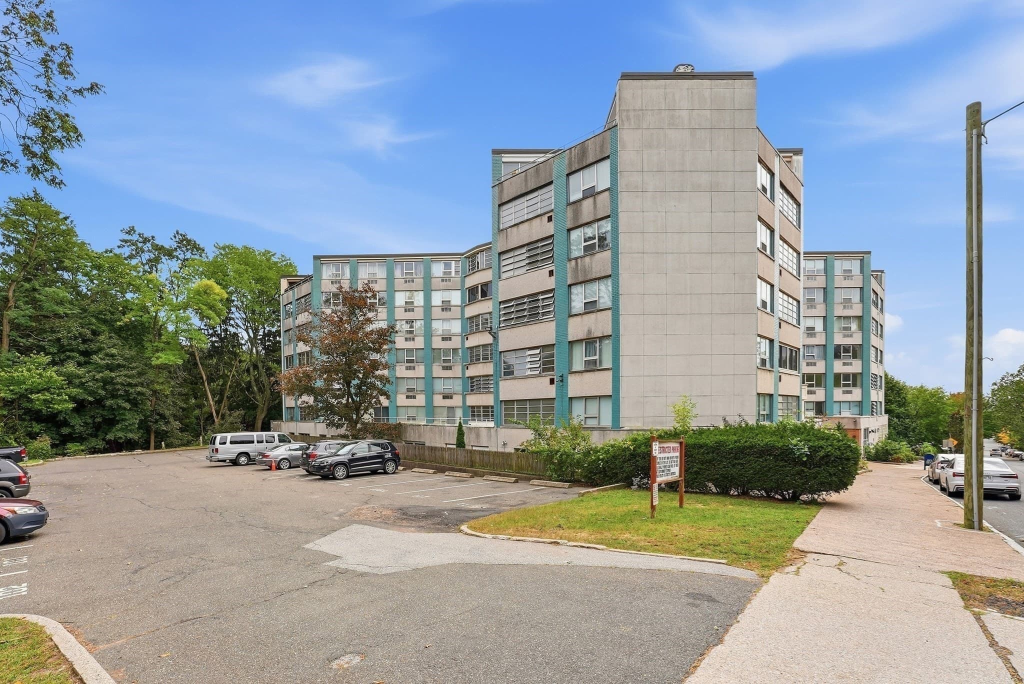 Condominium at 101 Mulberry Street # 508, Springfield MA 01105, Springfield, photo 33 of 41