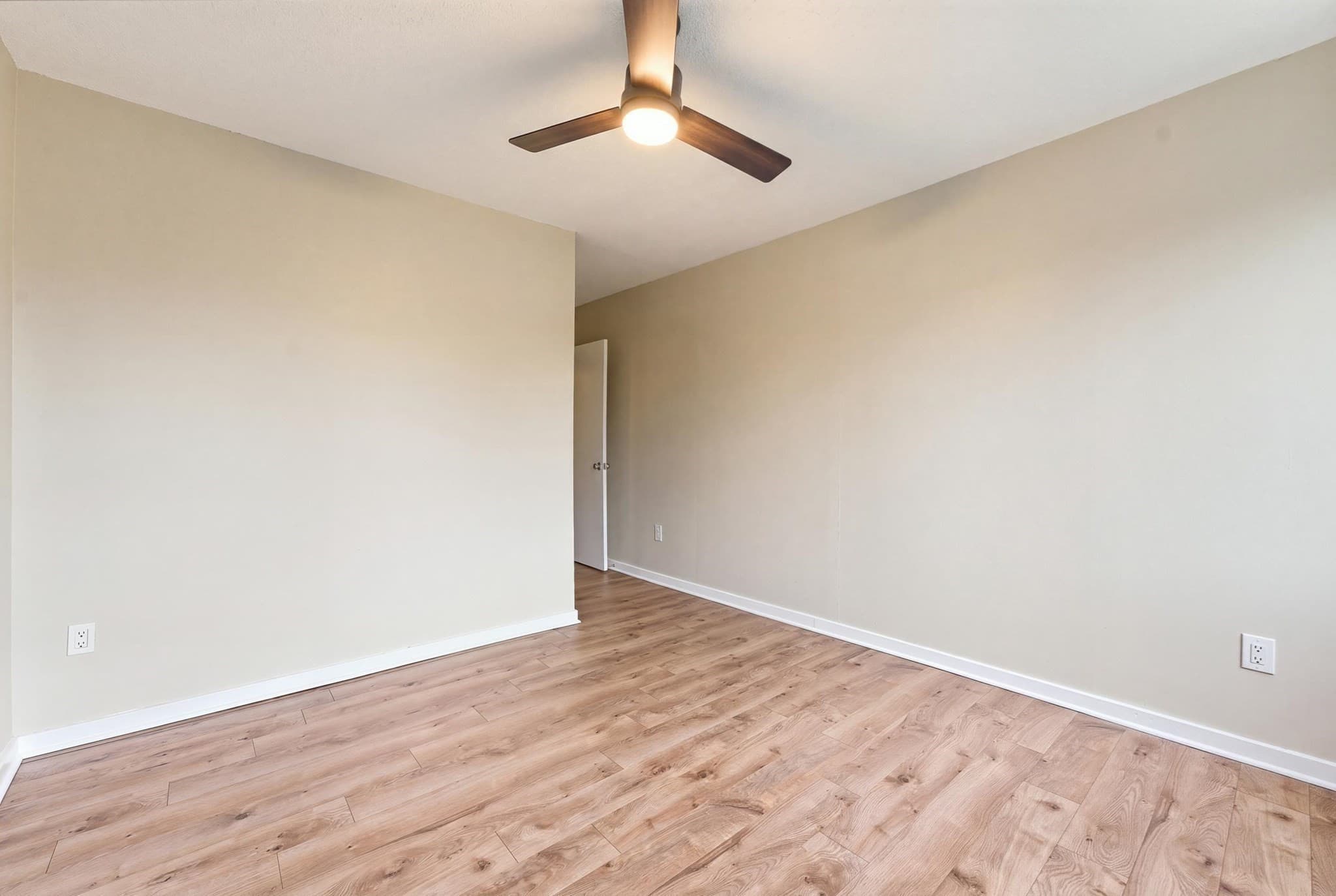 Condominium at 101 Mulberry Street # 508, Springfield MA 01105, Springfield, photo 19 of 41