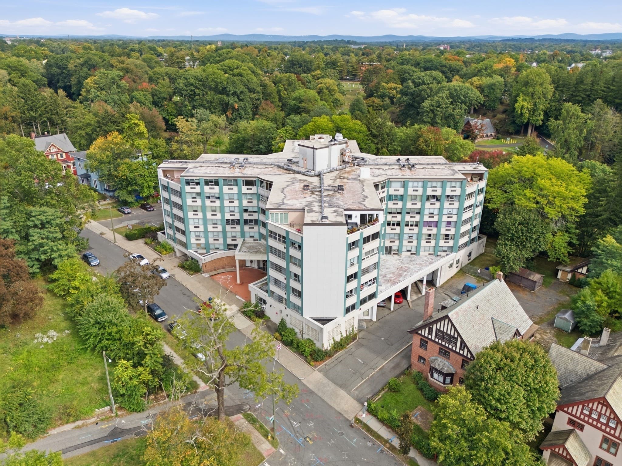 Condominium at 101 Mulberry Street # 120, Springfield MA 01105, Springfield, photo 38 of 41