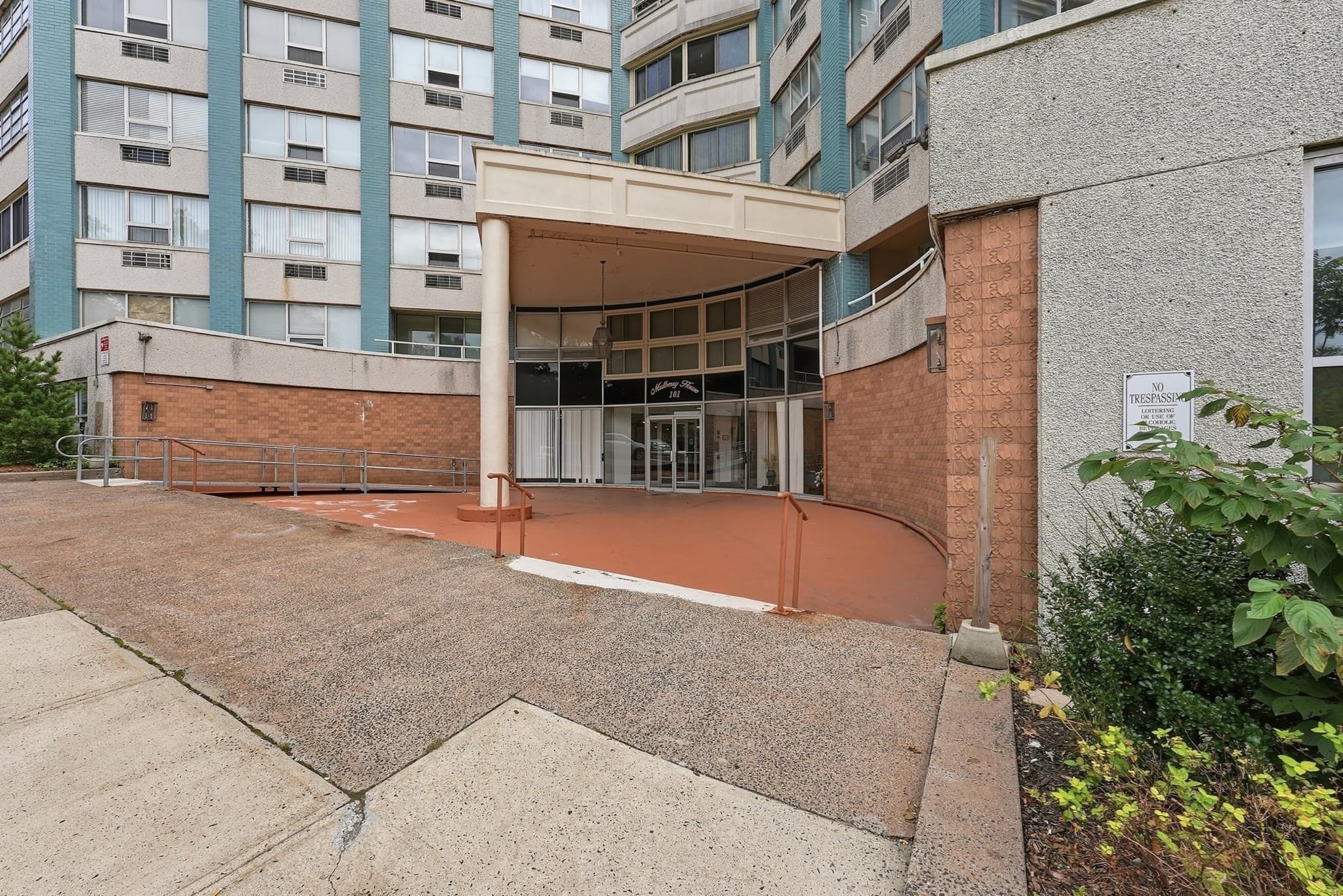 Condominium at 101 Mulberry Street # 120, Springfield MA 01105, Springfield, photo 31 of 41