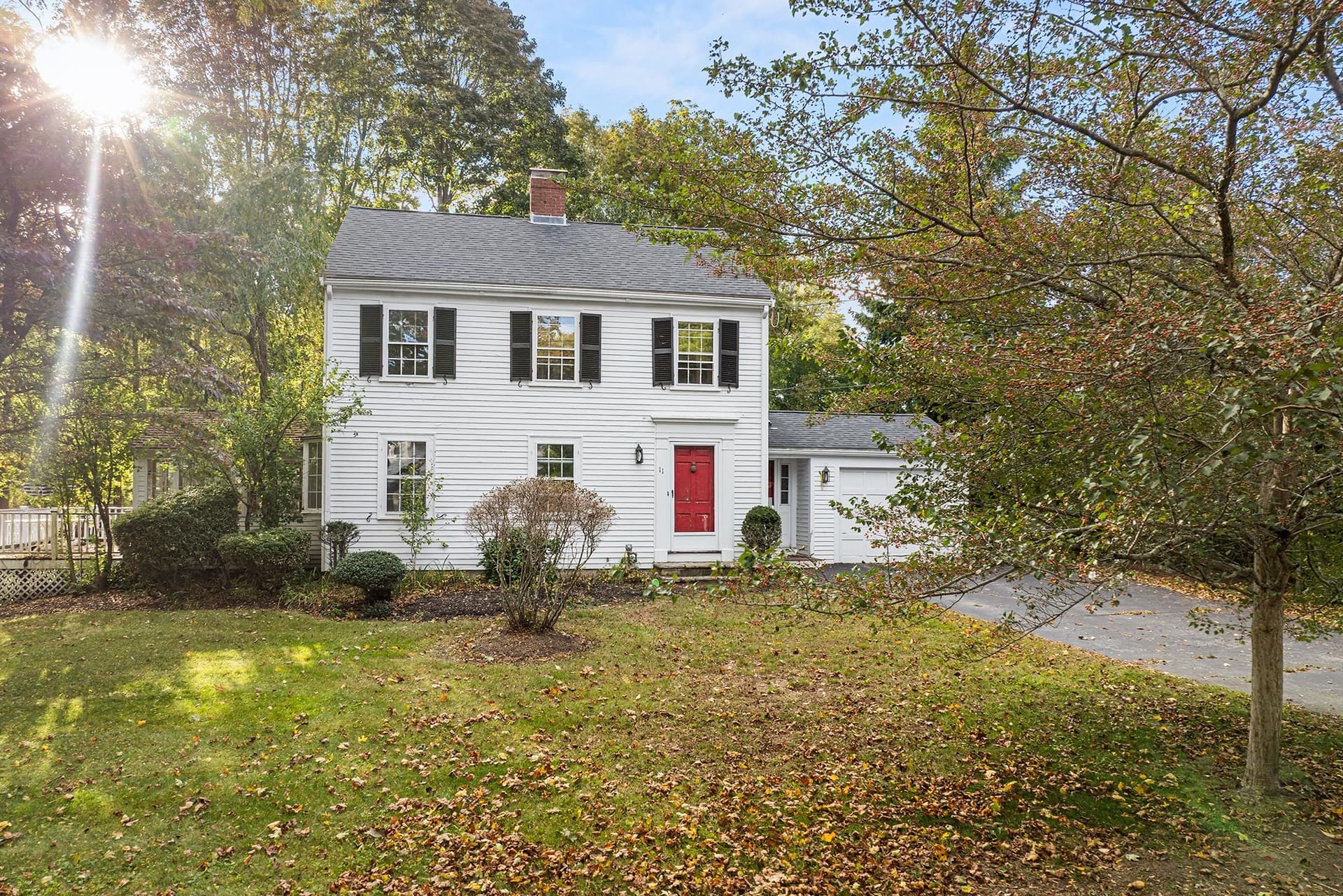 11 Arnold Rd, Hingham MA 02043