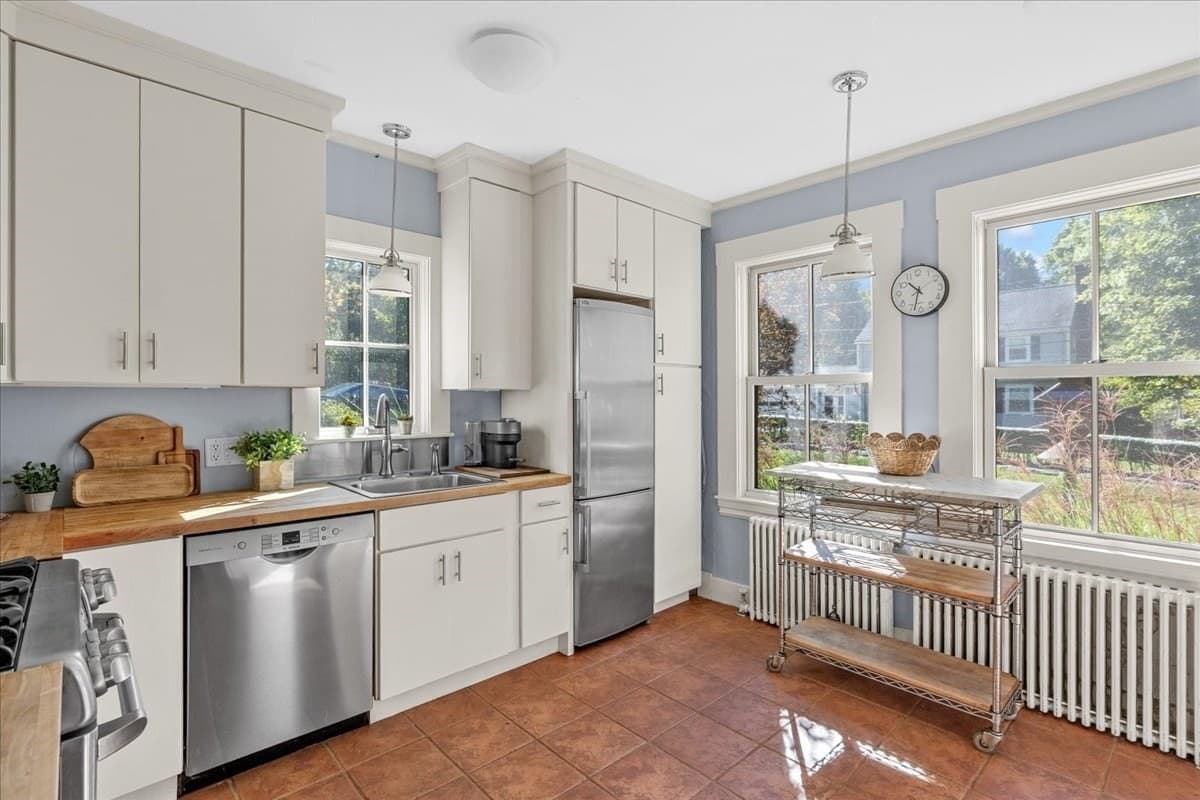 Single Family Residence at 87 Rockland Place, Newton MA 02464, Newton, photo 10 of 37