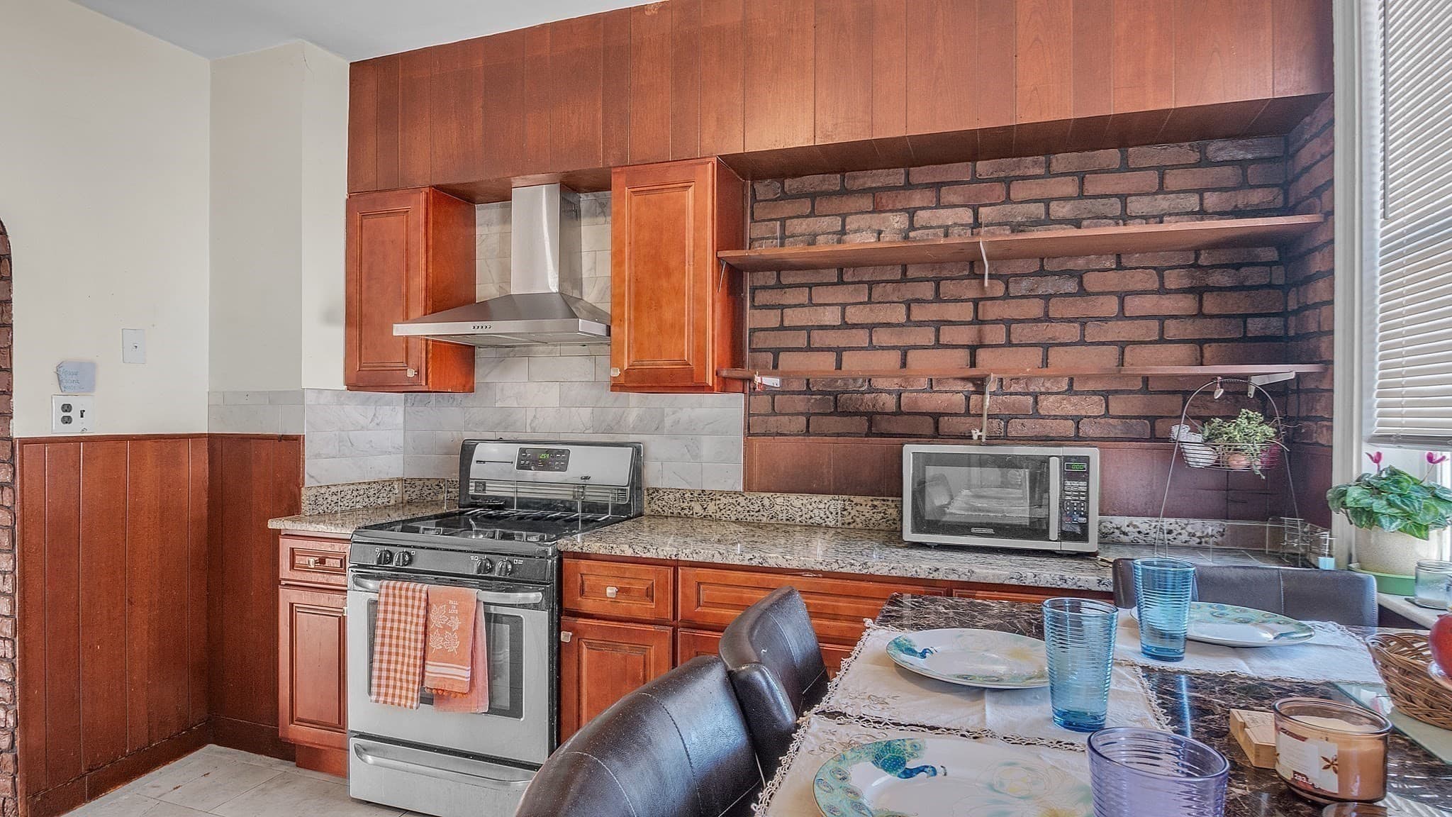 Multi Family at 116-118 Asti Ave, Revere MA 02151, Revere, photo 4 of 33