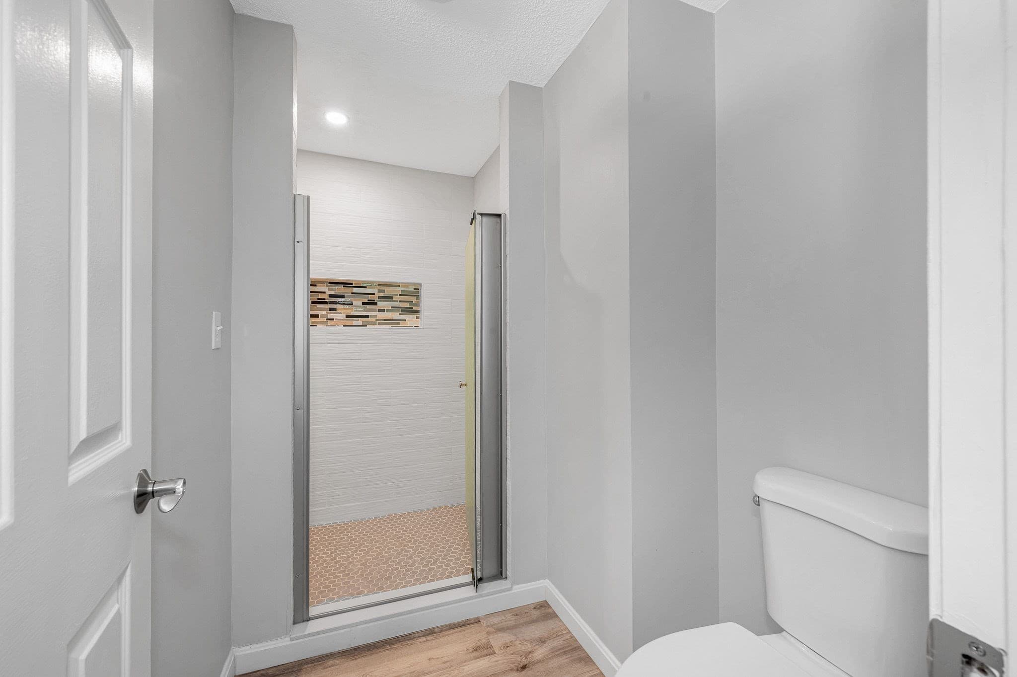 Condominium at 28 Meadowview Cir # 28, Nashua NH 03062, Nashua, photo 23 of 42