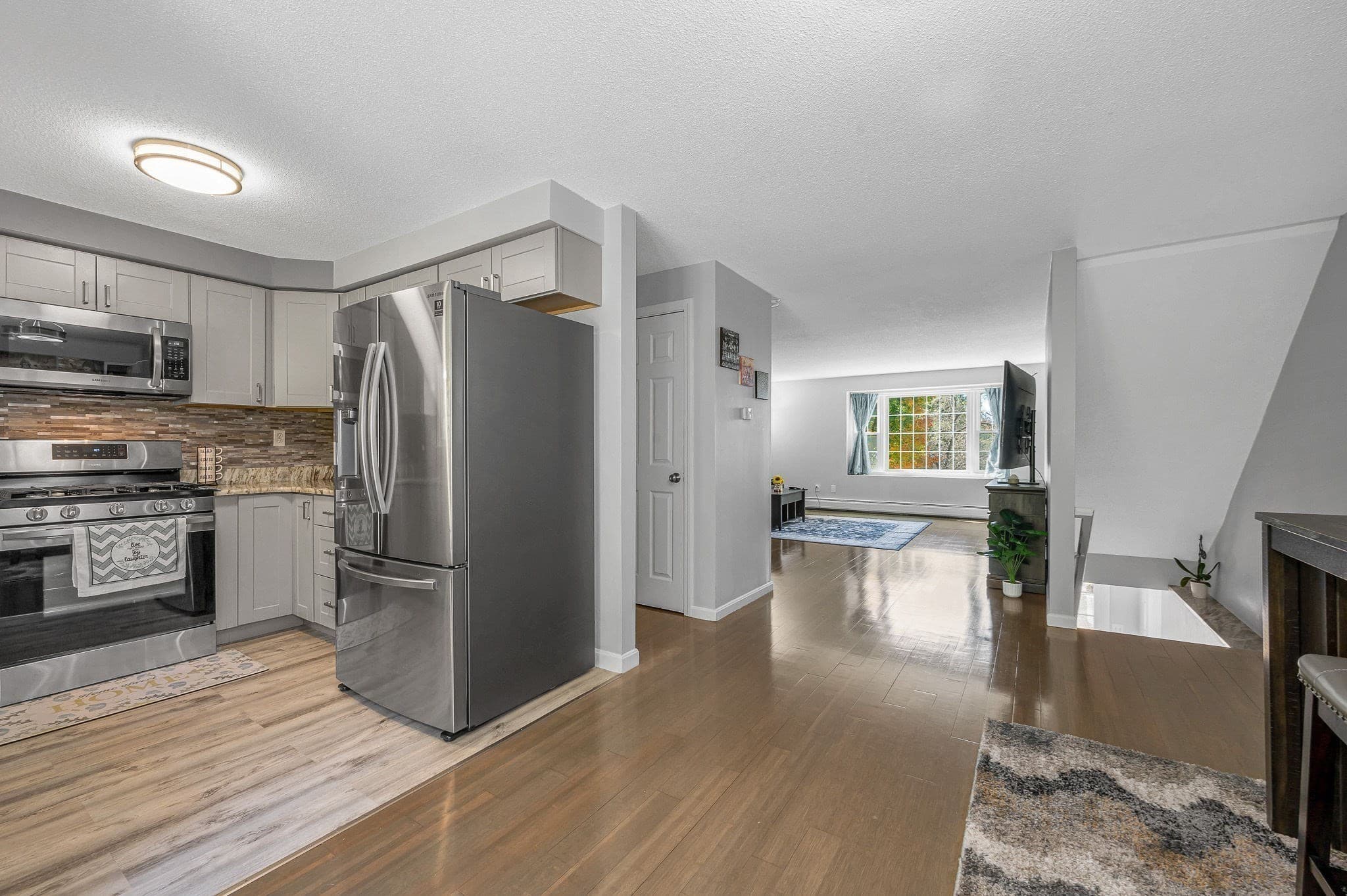Condominium at 28 Meadowview Cir # 28, Nashua NH 03062, Nashua, photo 13 of 42