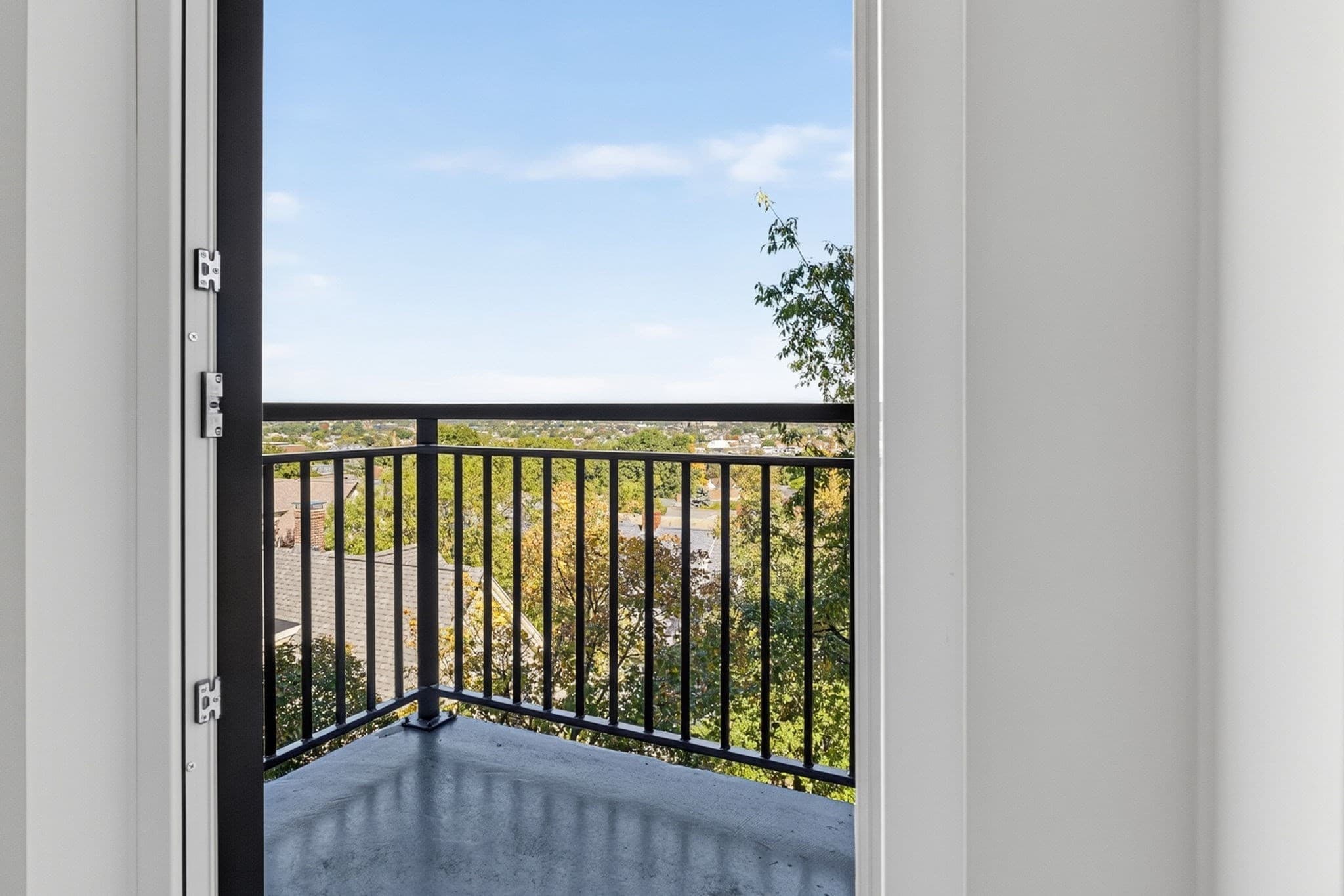 Condominium at 125 Lowell Street # 603, Somerville MA 02143, Somerville, photo 17 of 23