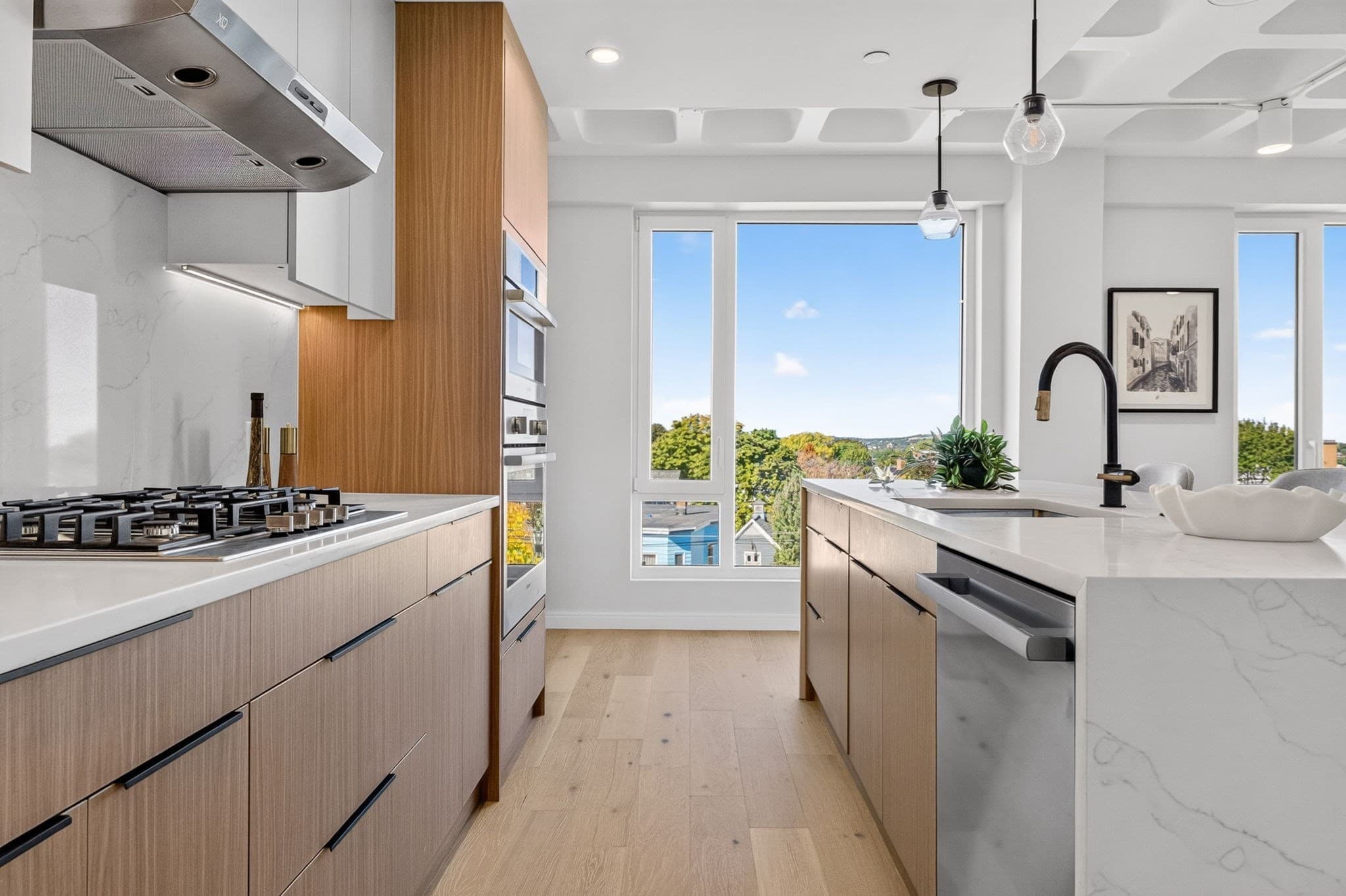 Condominium at 125 Lowell Street # 603, Somerville MA 02143, Somerville, photo 9 of 23