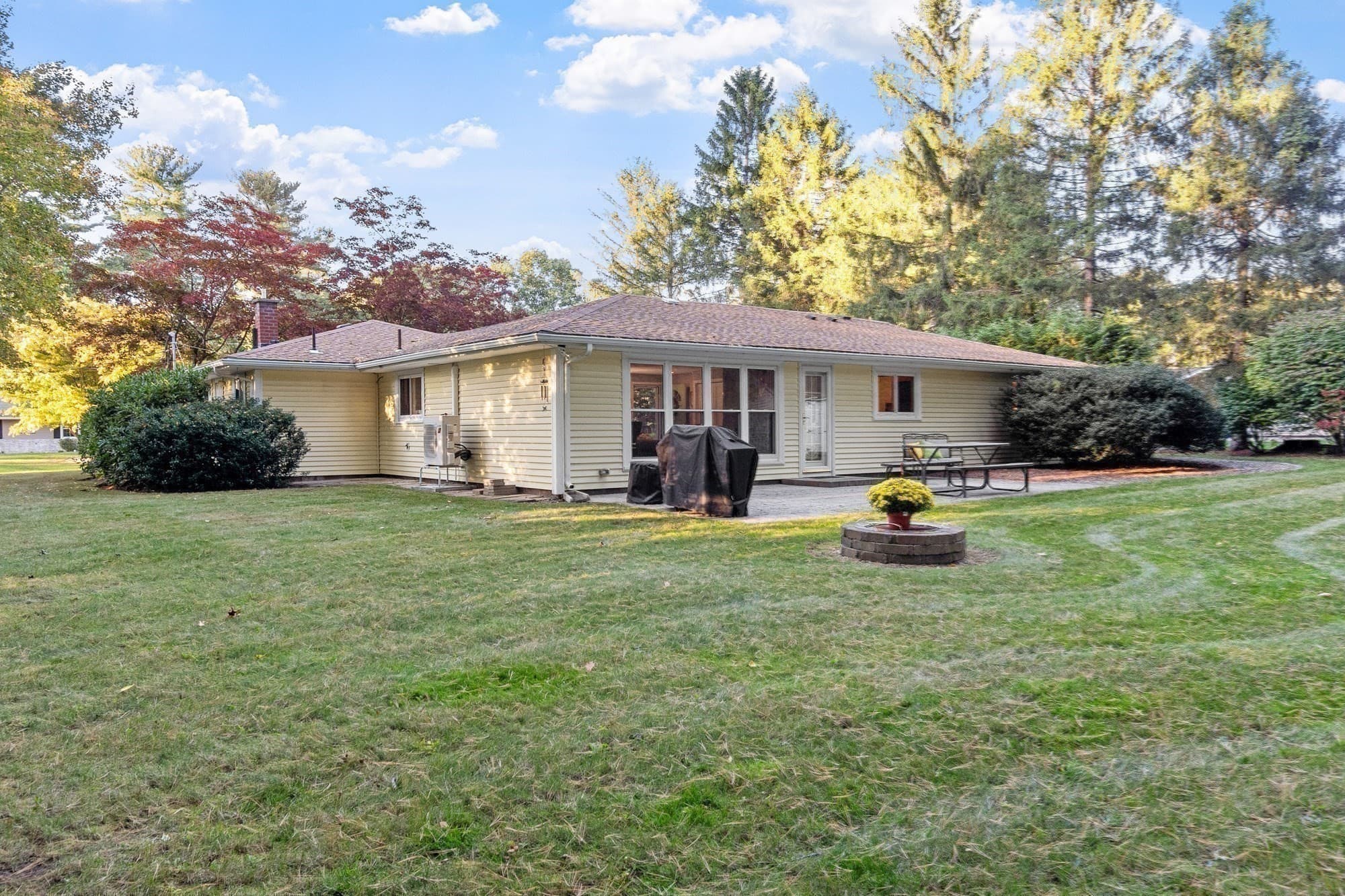 Single Family Residence at 26 Samuel Road, Chelmsford MA 01824, Chelmsford, photo 35 of 39