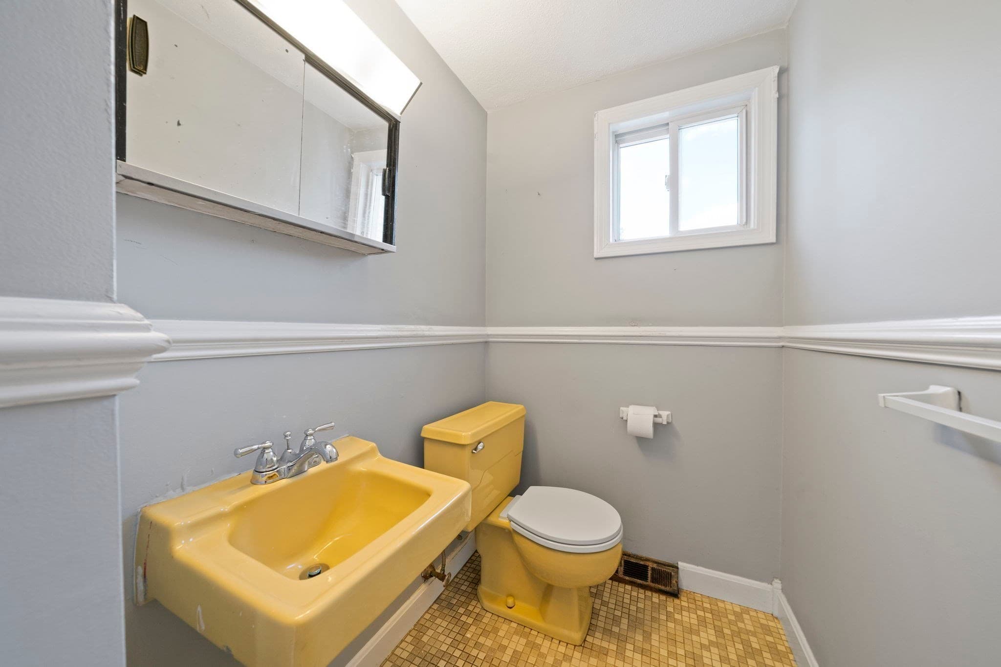 Duplex at 22-24 Adams Drive, Randolph MA 02368, Randolph, photo 13 of 42