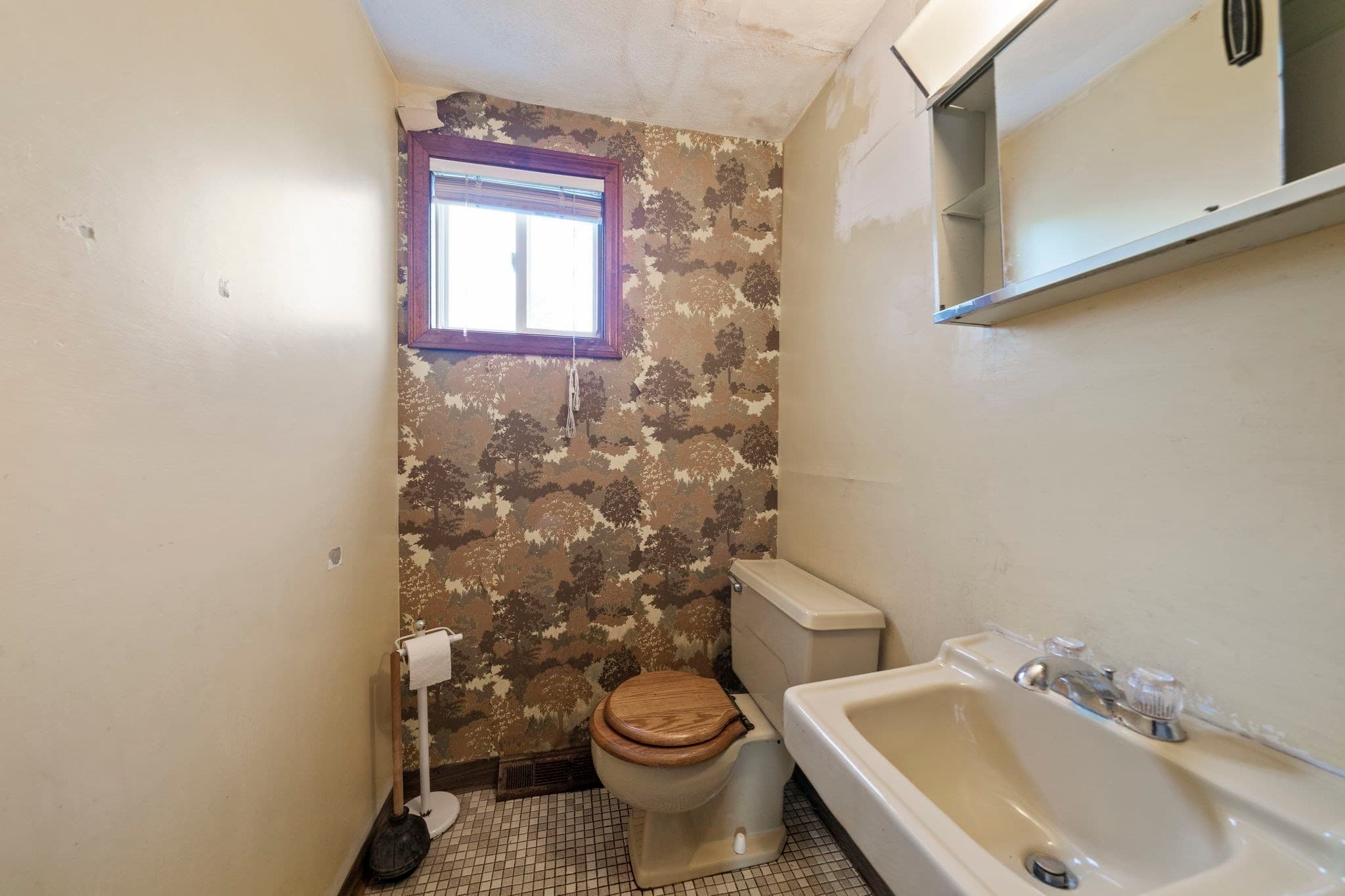 Duplex at 22-24 Adams Drive, Randolph MA 02368, Randolph, photo 28 of 42