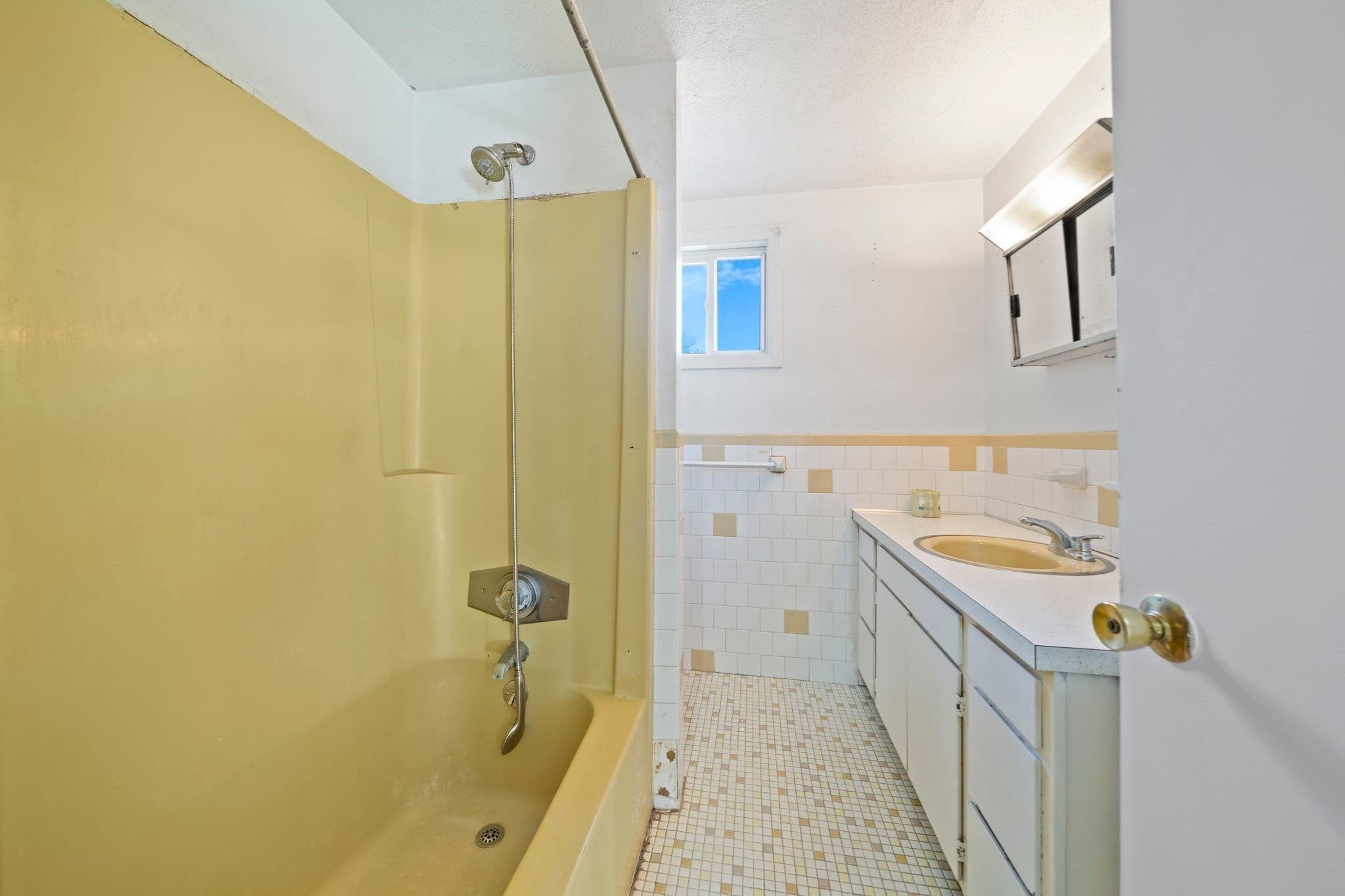 Duplex at 22-24 Adams Drive, Randolph MA 02368, Randolph, photo 20 of 42