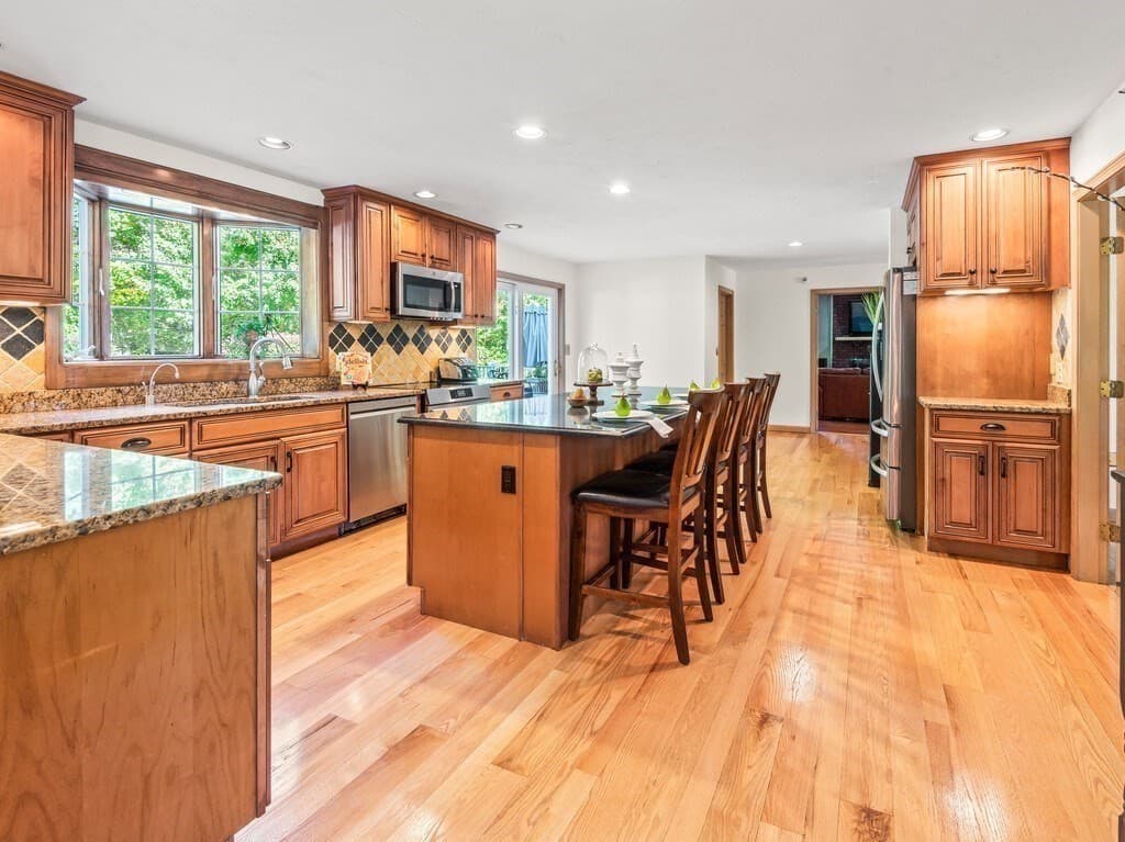 Single Family Residence at 12 Fort Apache Dr, Franklin MA 02038, Franklin, photo 4 of 28