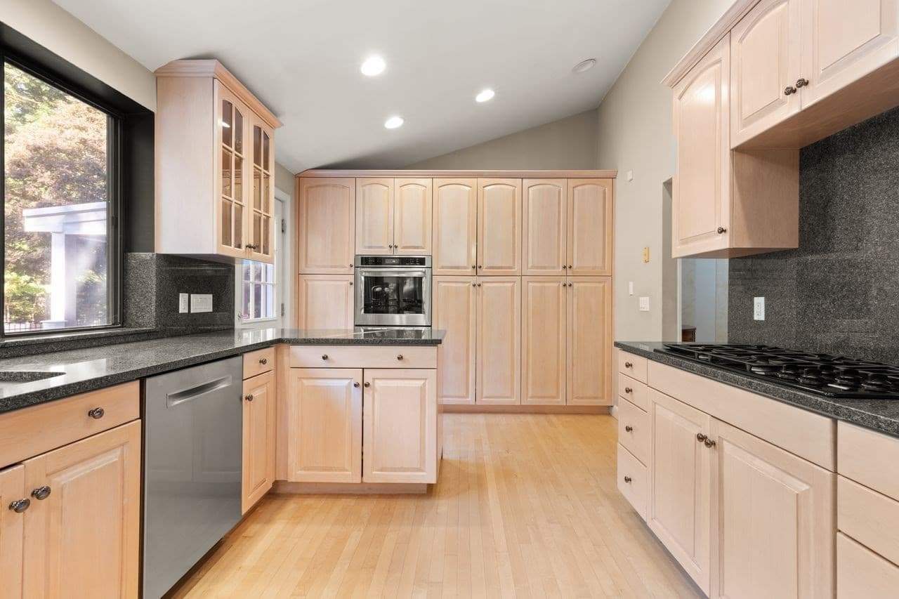 Single Family Residence at 17 Mallard Dr, Sharon MA 02067, Sharon, photo 15 of 42