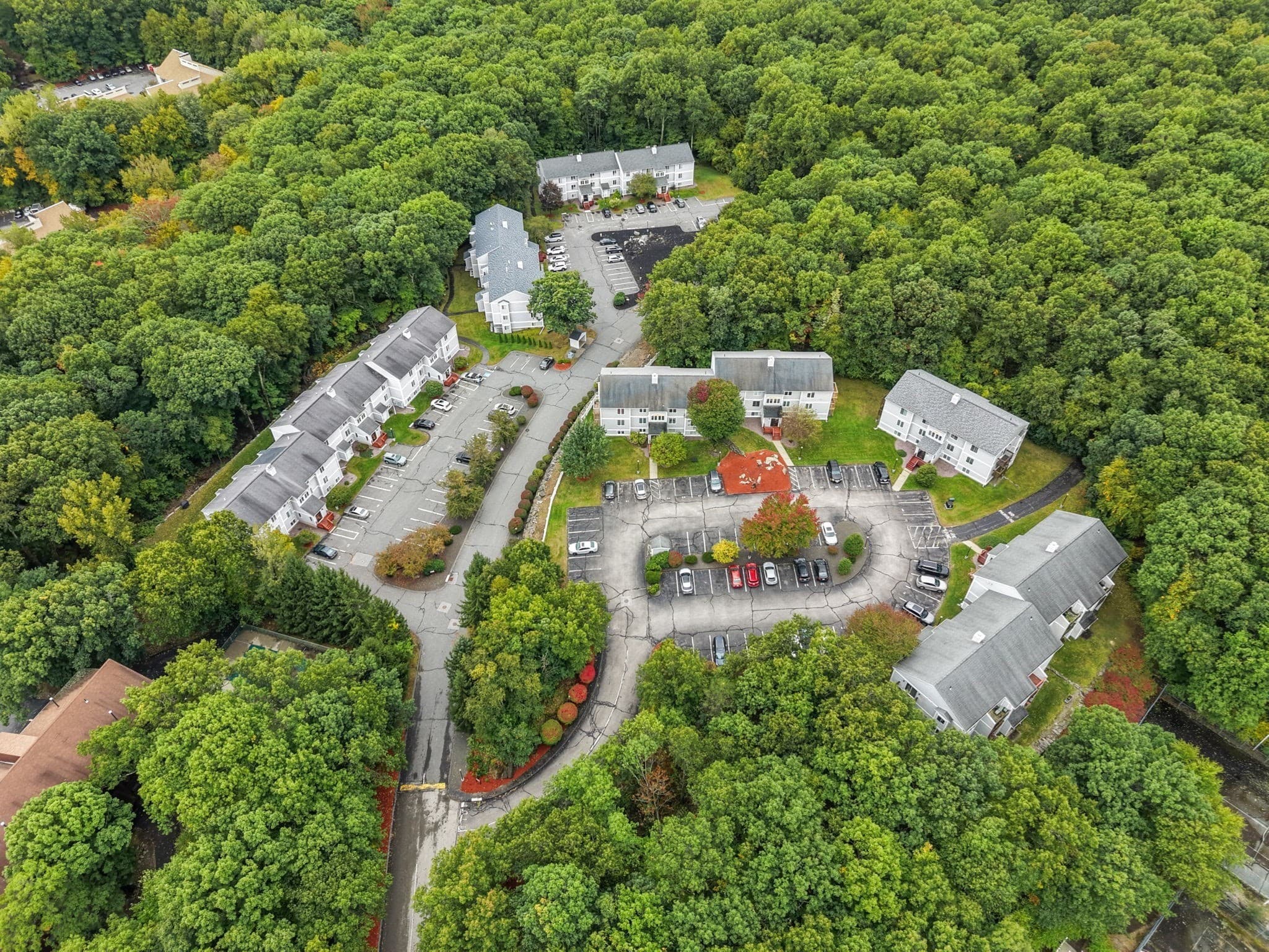 Condominium at 330 Sunderland Rd # 22, Worcester MA 01604, Worcester, photo 30 of 37