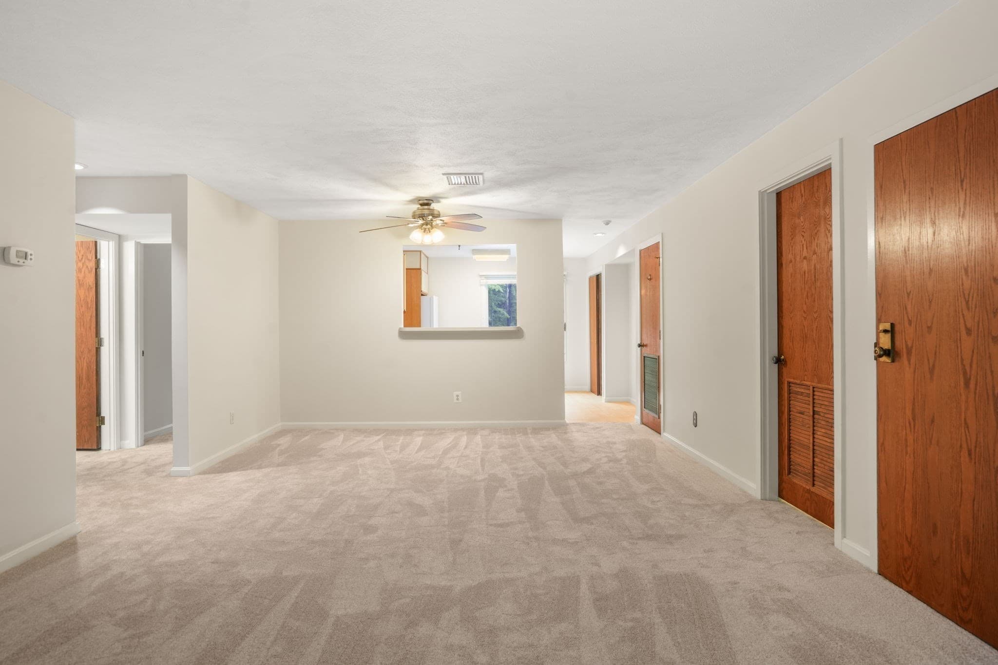 Condominium at 330 Sunderland Rd # 22, Worcester MA 01604, Worcester, photo 21 of 37