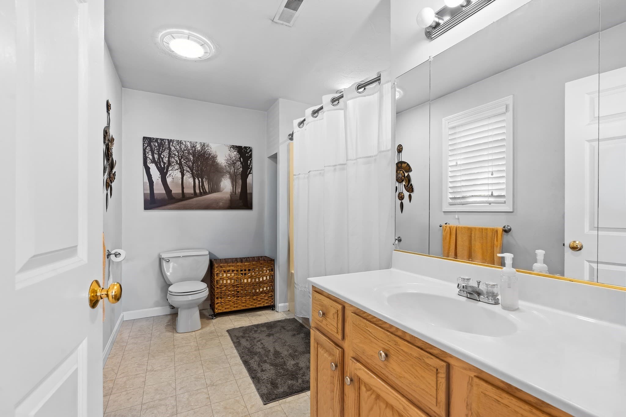 Condominium at 357 Litchfield St # 357, Leominster MA 01453, Leominster, photo 21 of 29