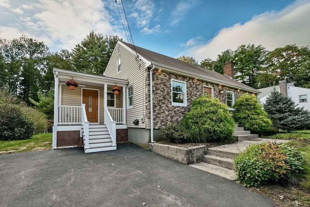 Single Family Residence at 25 Neal St, Walpole MA 02081, Walpole, photo 2 of 40