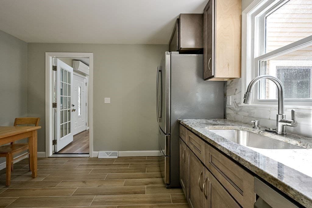 Single Family Residence at 25 Neal St, Walpole MA 02081, Walpole, photo 7 of 40
