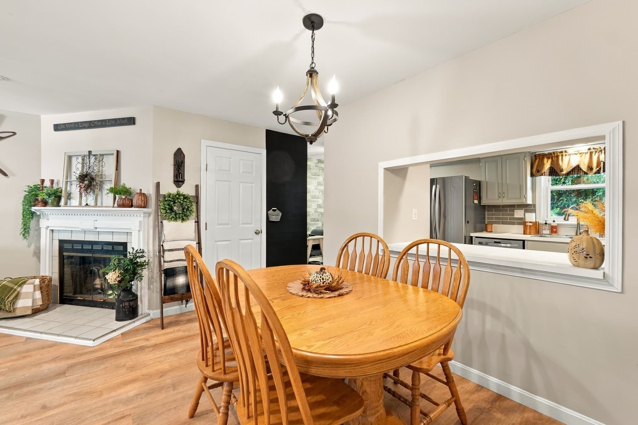 Condominium at 38 Walnut Circle # 38, Merrimack NH 03054, Merrimack, photo 7 of 28