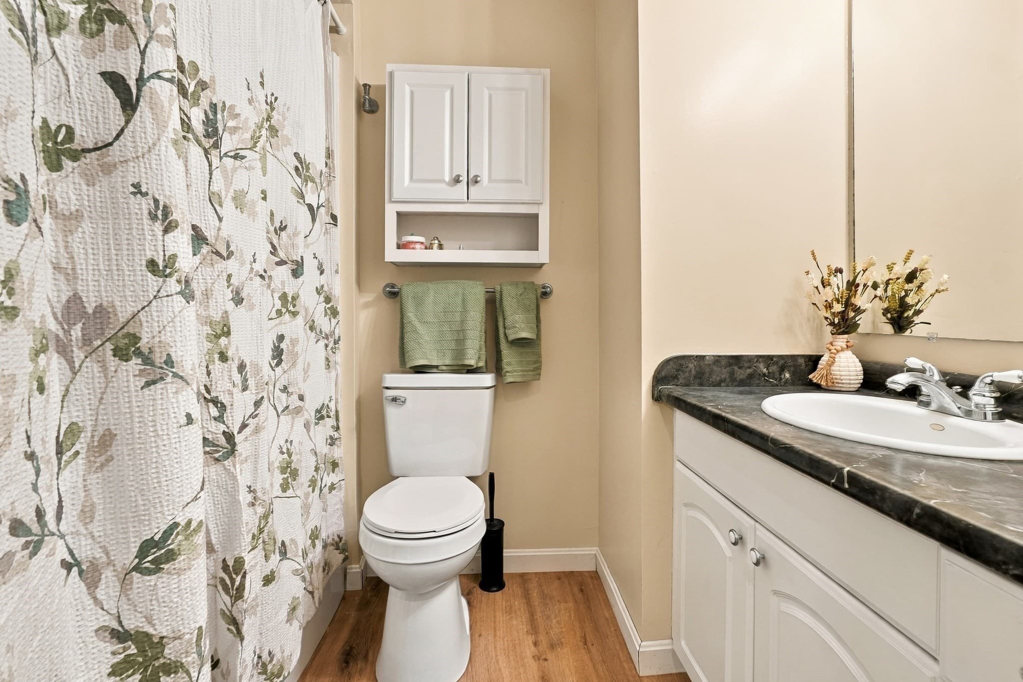 Condominium at 38 Walnut Circle # 38, Merrimack NH 03054, Merrimack, photo 18 of 28