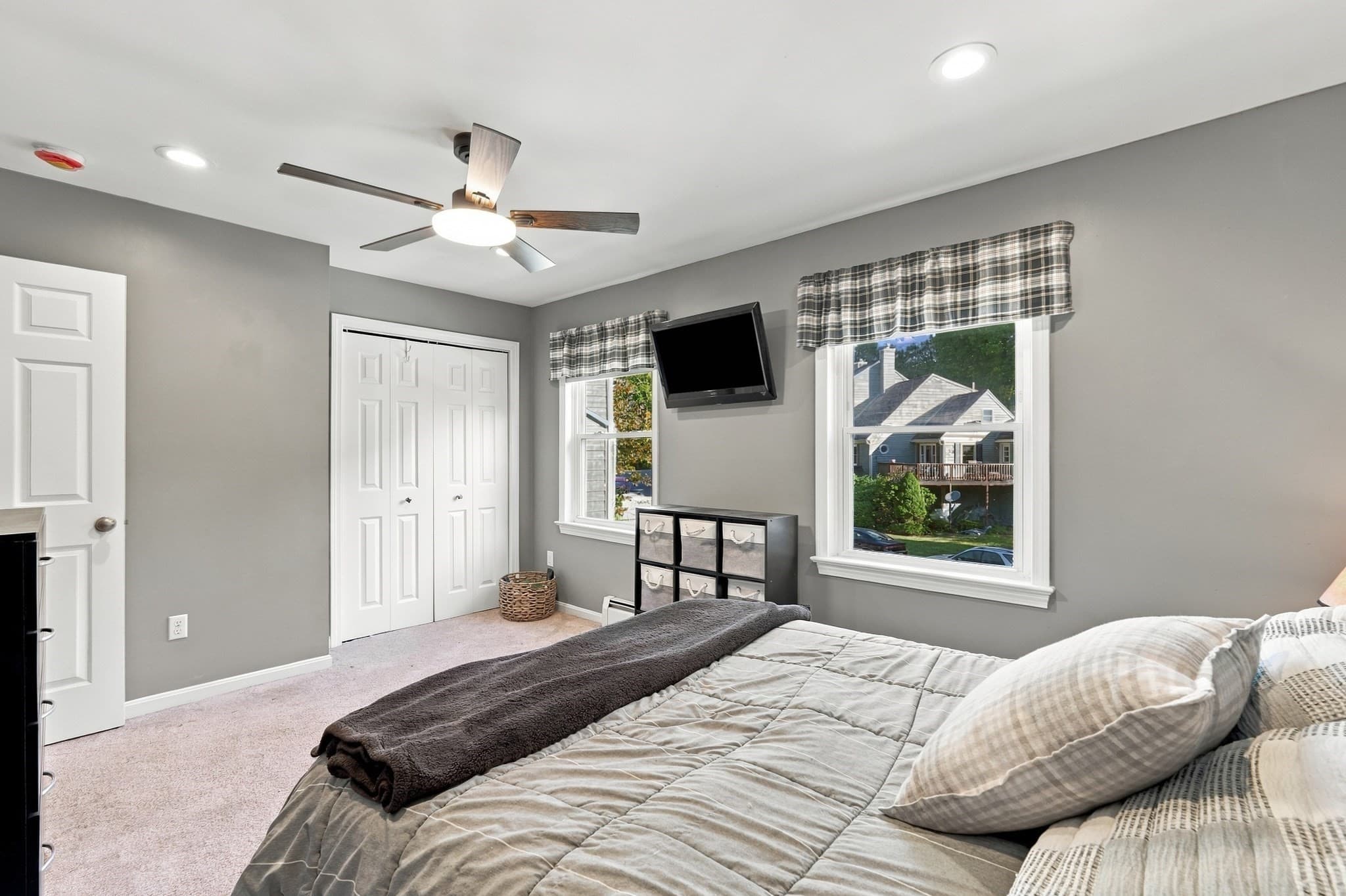 Condominium at 38 Walnut Circle # 38, Merrimack NH 03054, Merrimack, photo 21 of 28