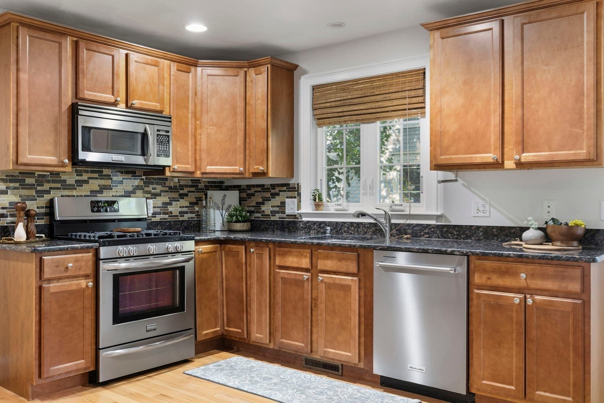 Condominium at 2A Auburn St # 2A, Woburn MA 01801, Woburn, photo 13 of 29