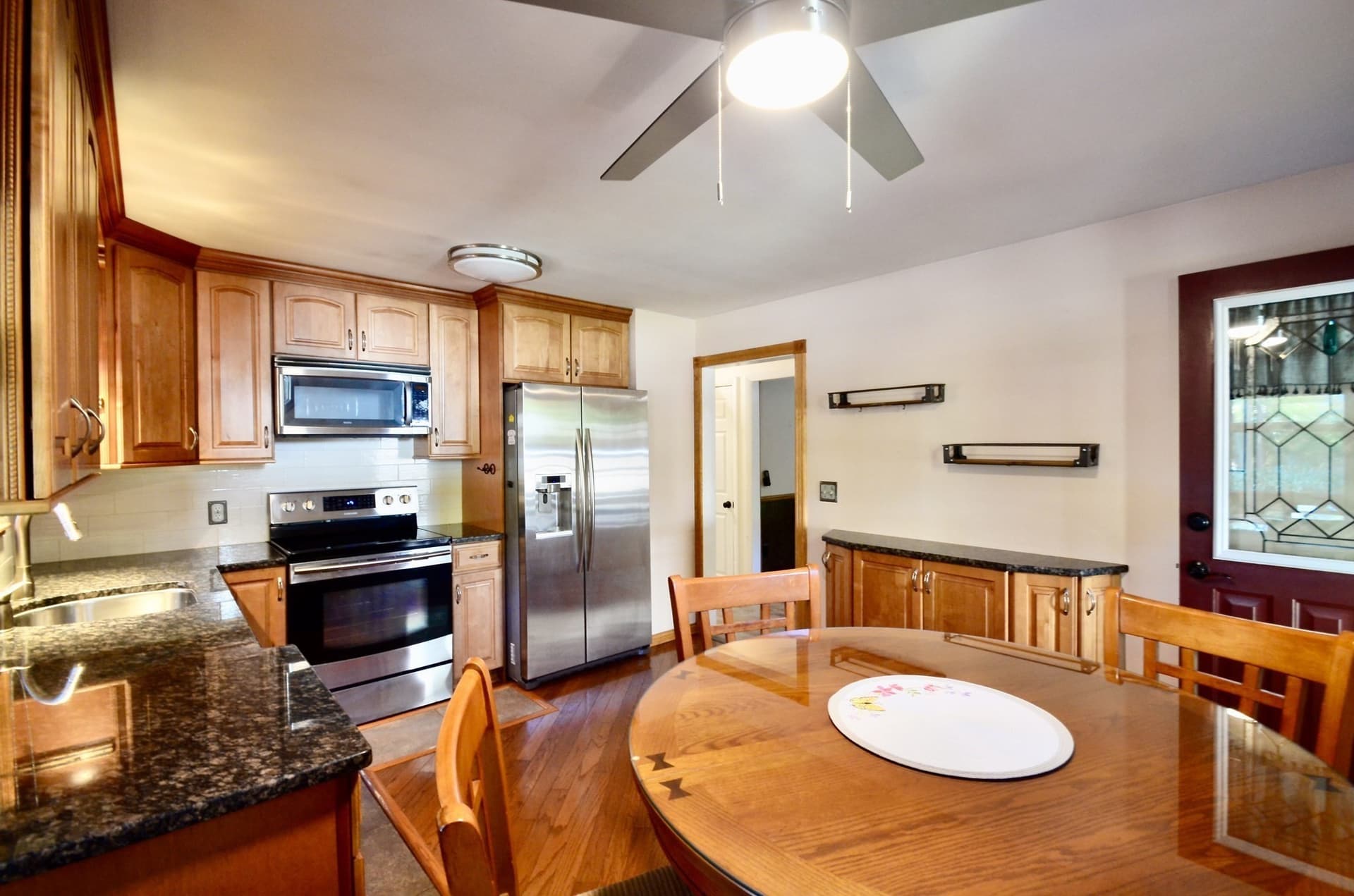 Single Family Residence at 807 Highland St, Northbridge MA 01534, photo 5 of 33