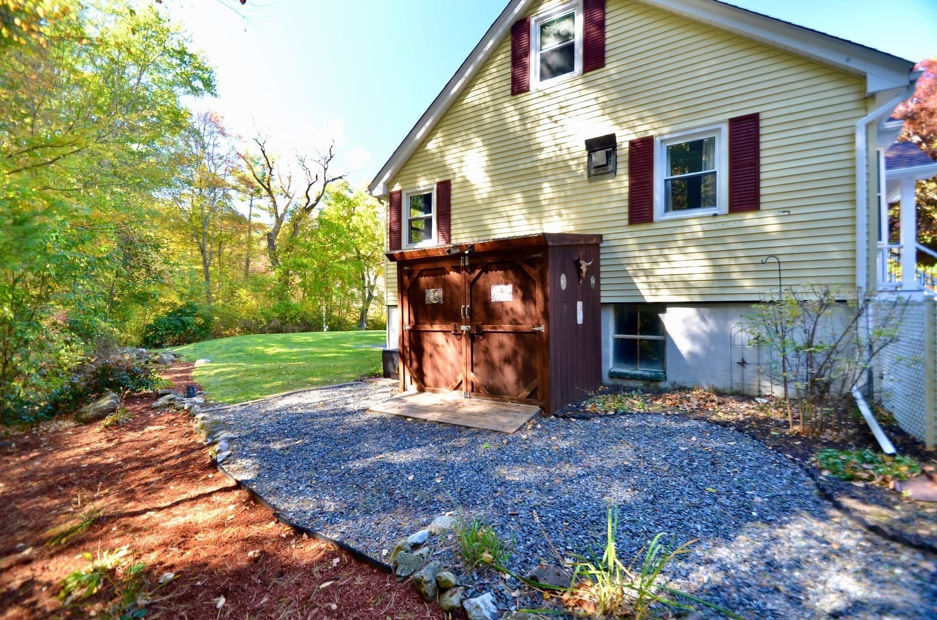 Single Family Residence at 807 Highland St, Northbridge MA 01534, photo 31 of 33