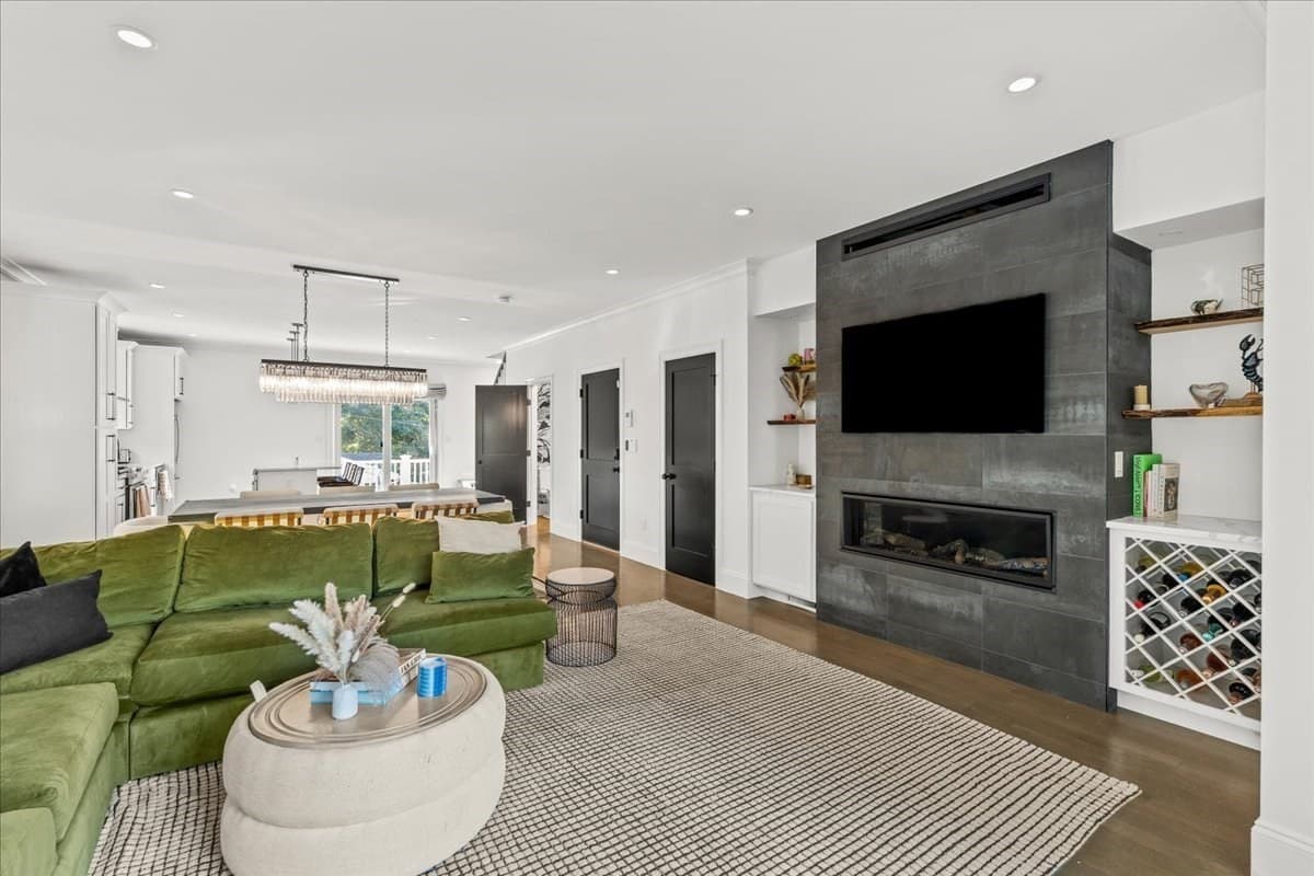 Condominium at 65 Ashland St # 2, Boston MA 02122, Boston, photo 3 of 18