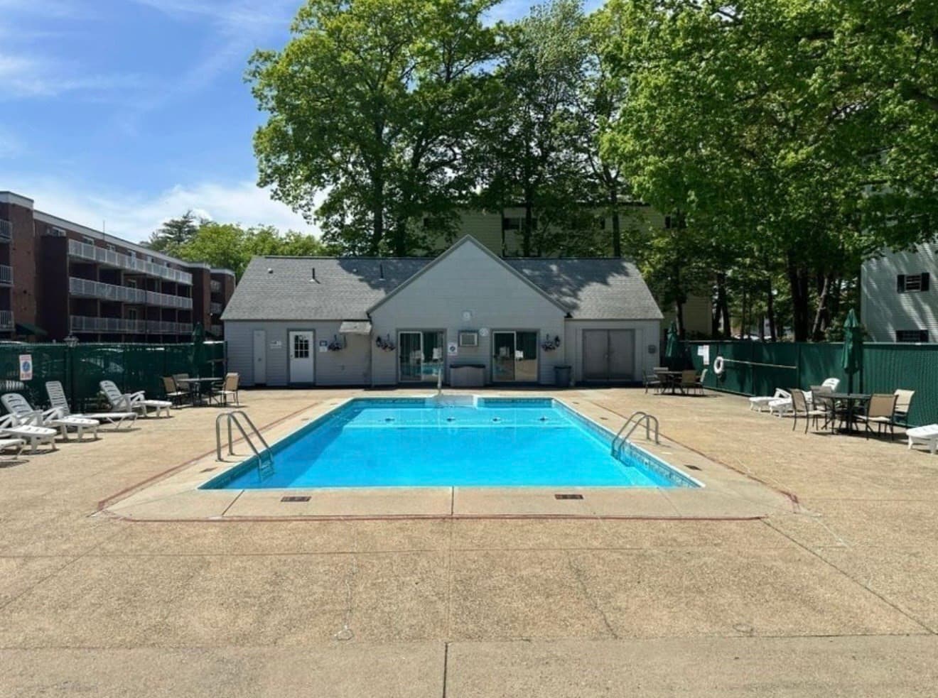Condominium at 26 Greentree Ln # 31, Weymouth MA 02190, Weymouth, photo 13 of 16