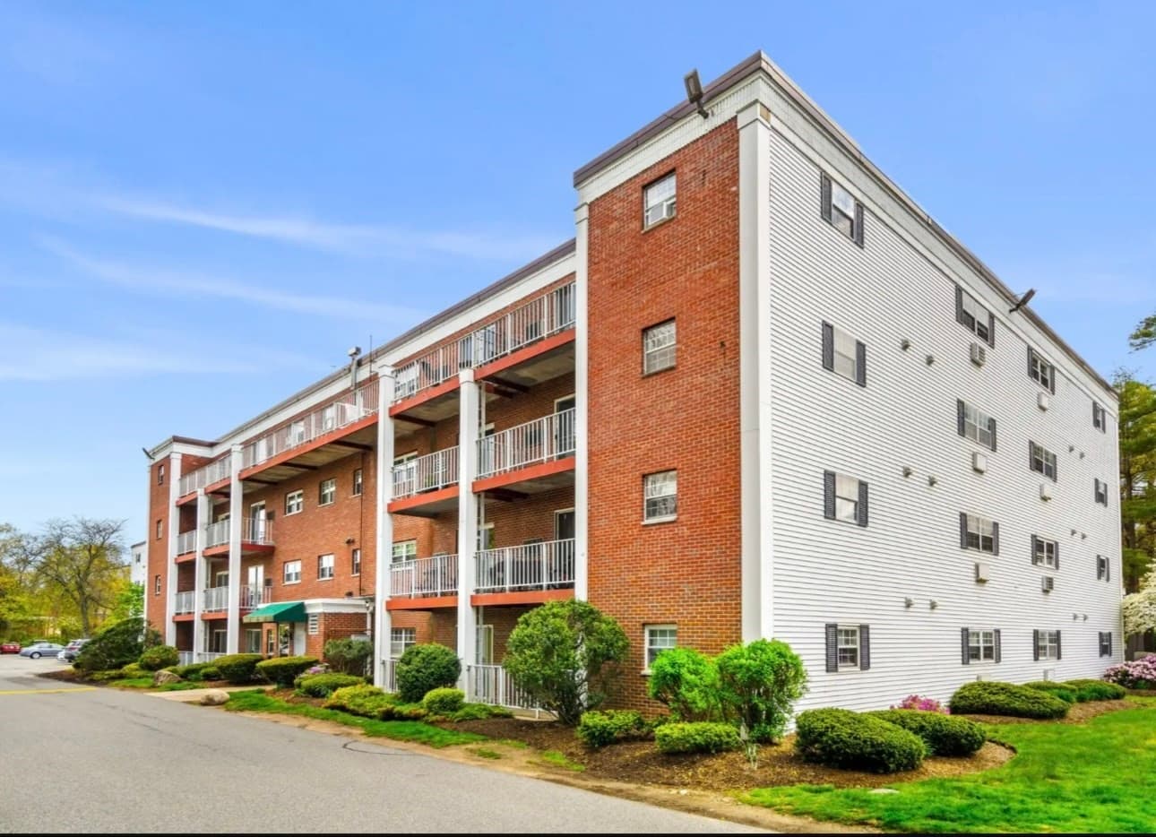 26 Greentree Ln # 31, Weymouth MA 02190