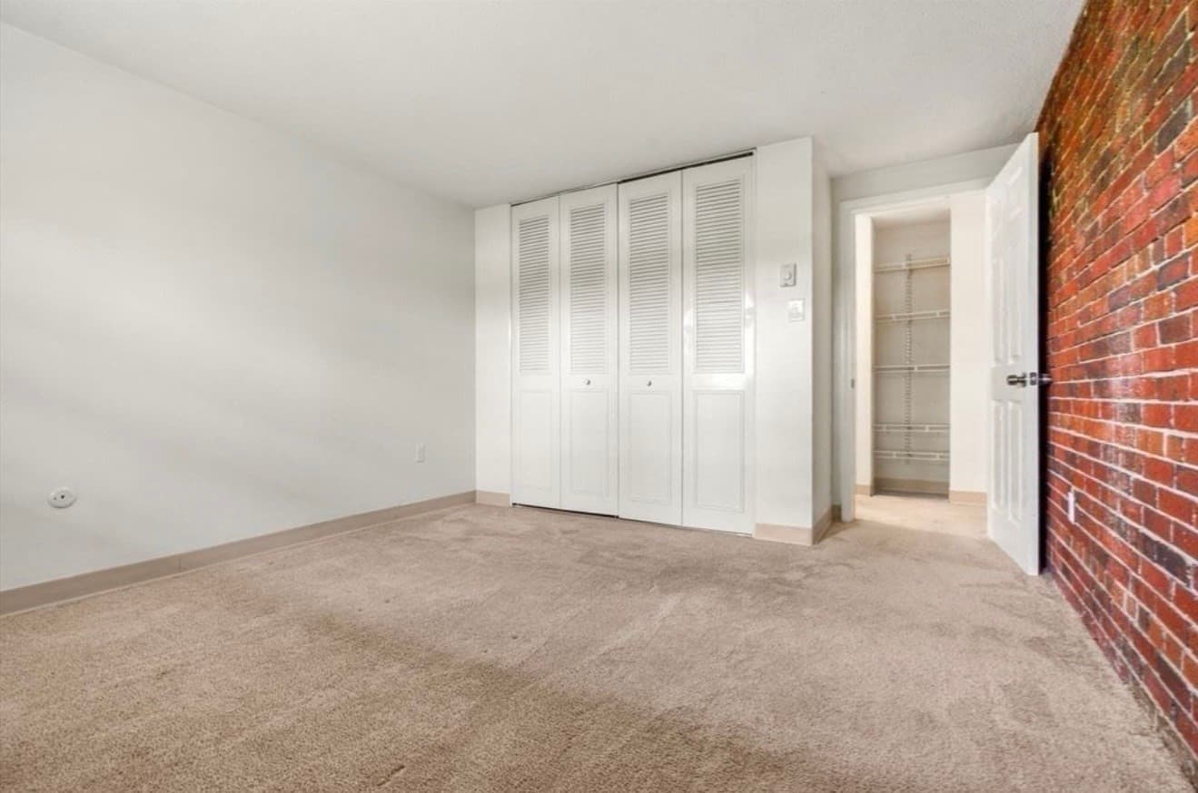 Condominium at 26 Greentree Ln # 31, Weymouth MA 02190, Weymouth, photo 11 of 16