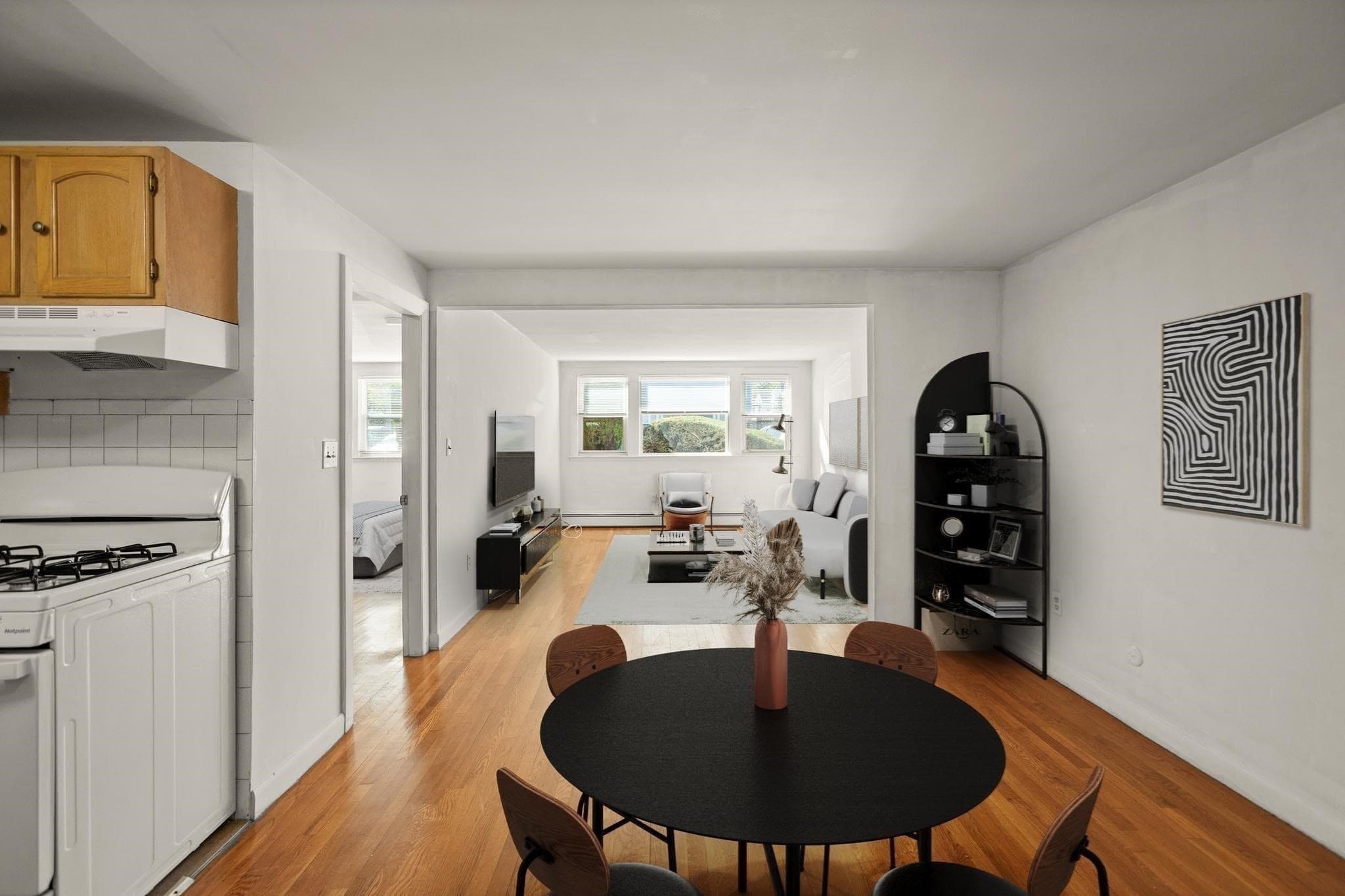 Condominium at 100 Magnolia Ave # 5, Lynn MA 01904, Lynn, photo 10 of 27