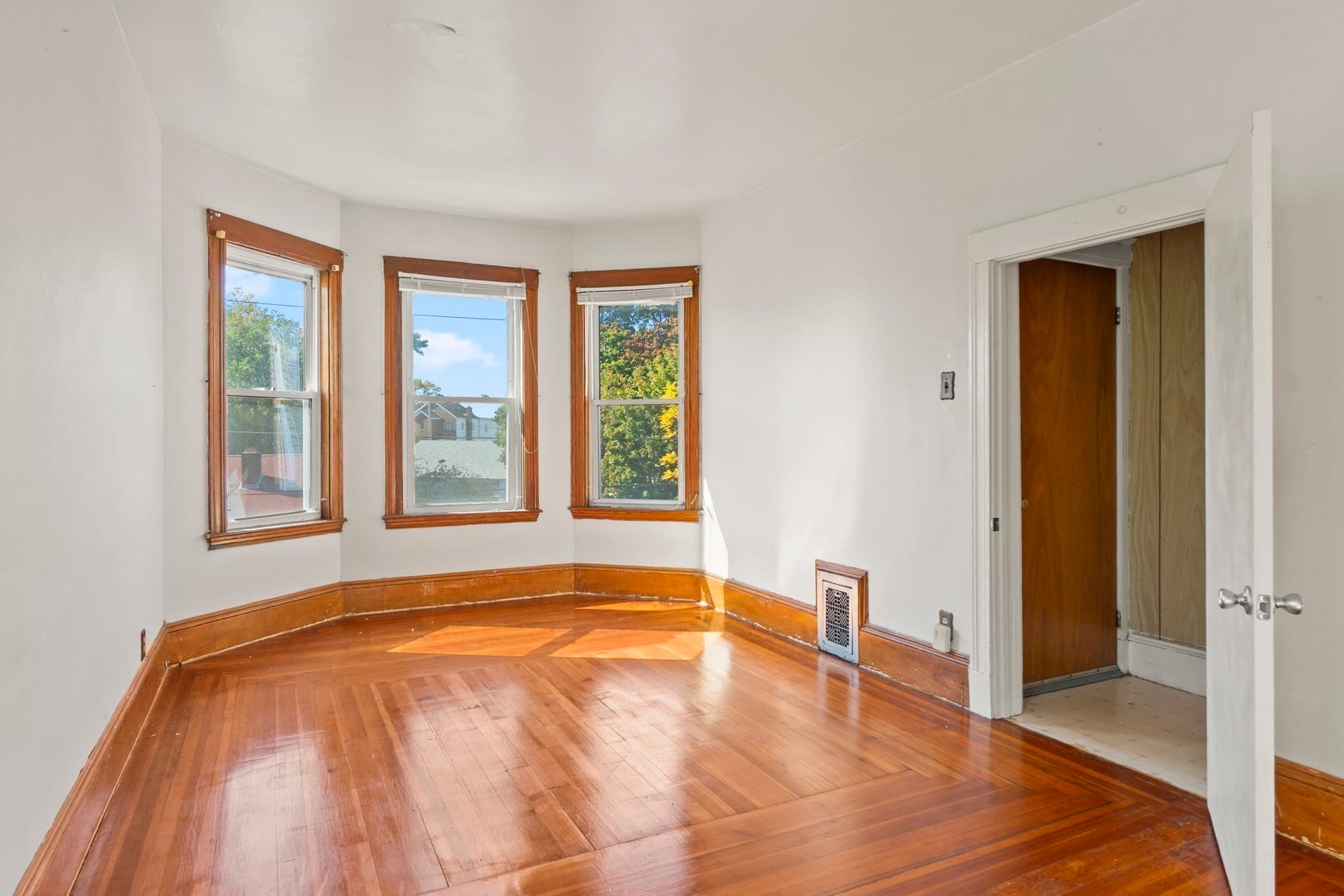 3 Family at 22 Arlington Avenue, Revere MA 02151, Revere, photo 24 of 41