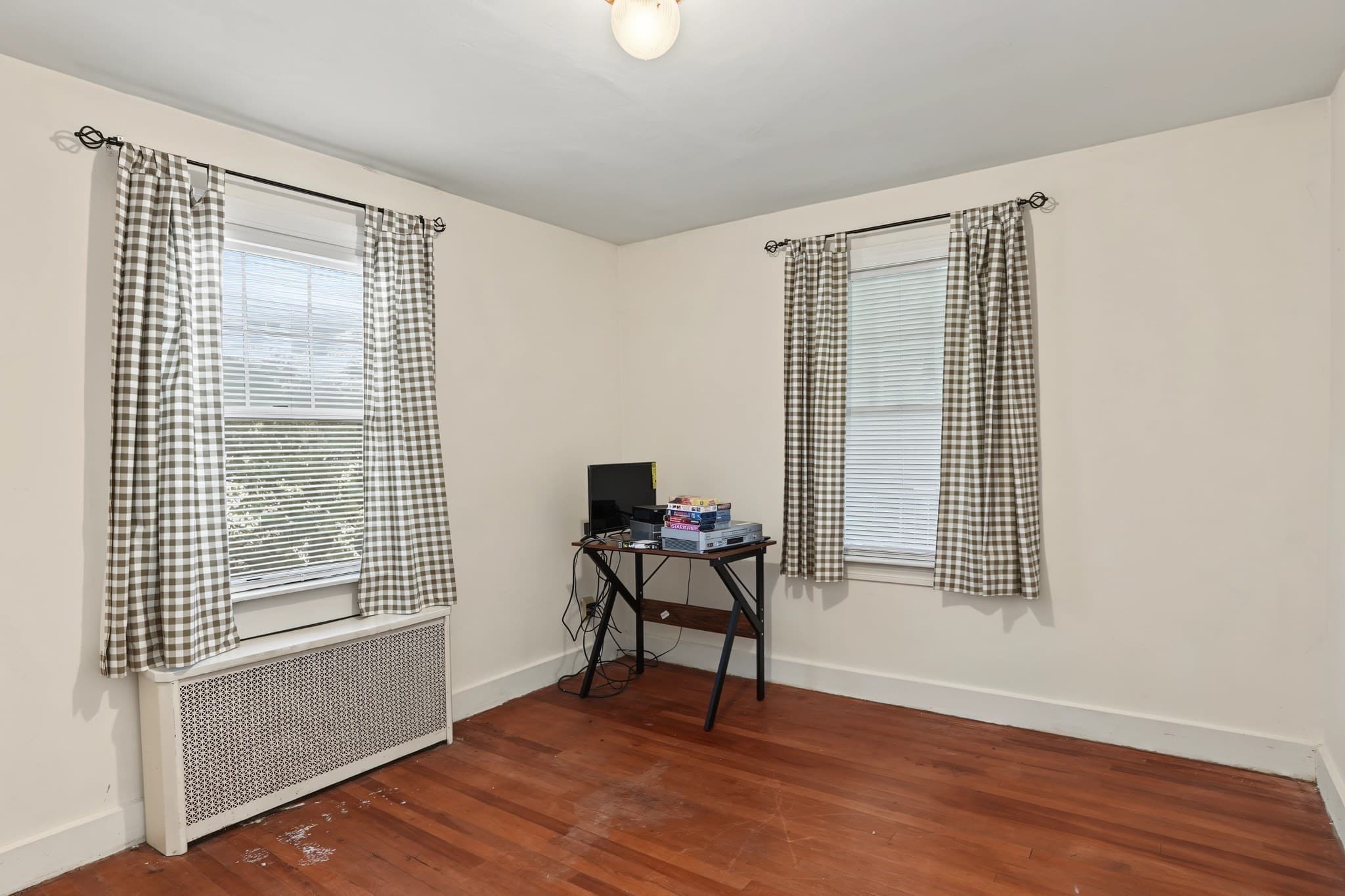 Single Family Residence at 675 Burncoat Street, Worcester MA 01606, Worcester, photo 10 of 22
