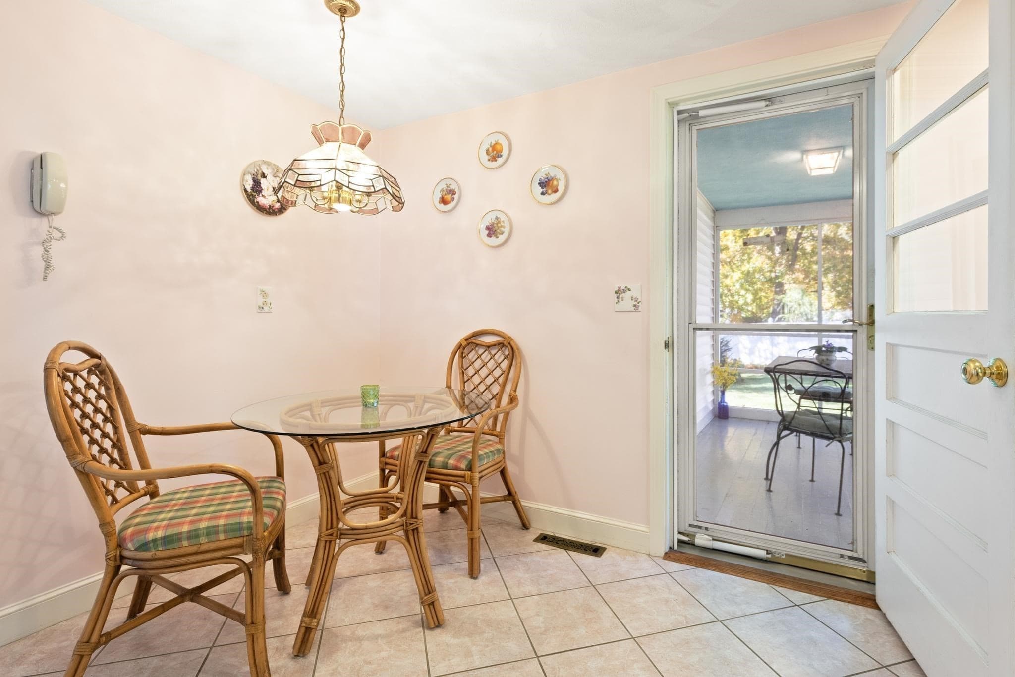Single Family Residence at 33 Arcadia Rd, Norwood MA 02062, Norwood, photo 14 of 32