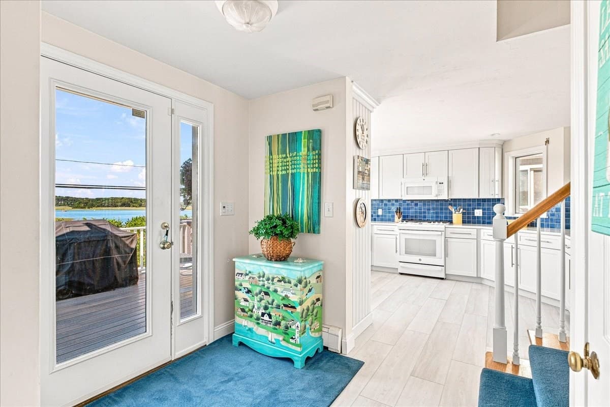 Single Family Residence at 148 Central Ave, Scituate MA 02050, Scituate, photo 6 of 42