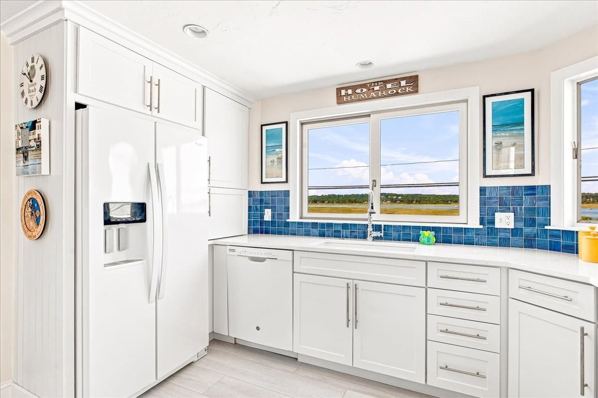 Single Family Residence at 148 Central Ave, Scituate MA 02050, Scituate, photo 12 of 42