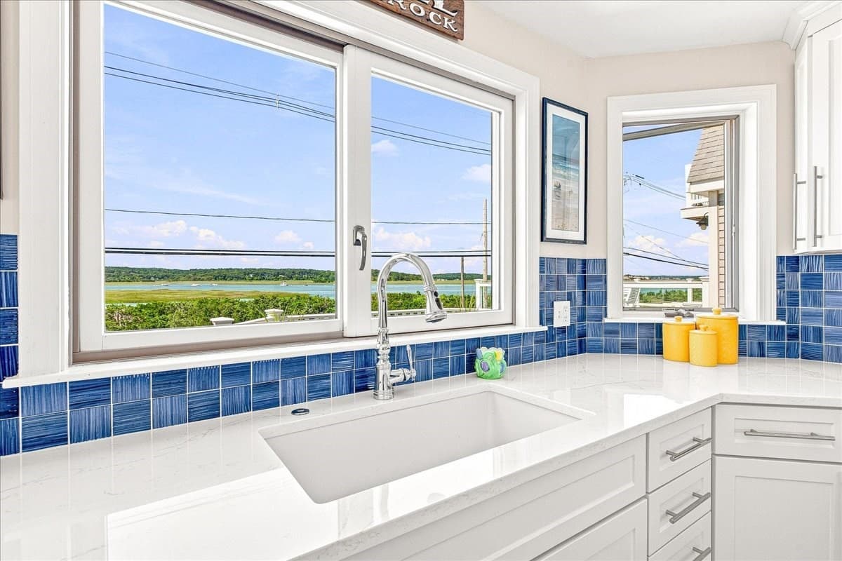 Single Family Residence at 148 Central Ave, Scituate MA 02050, Scituate, photo 11 of 42