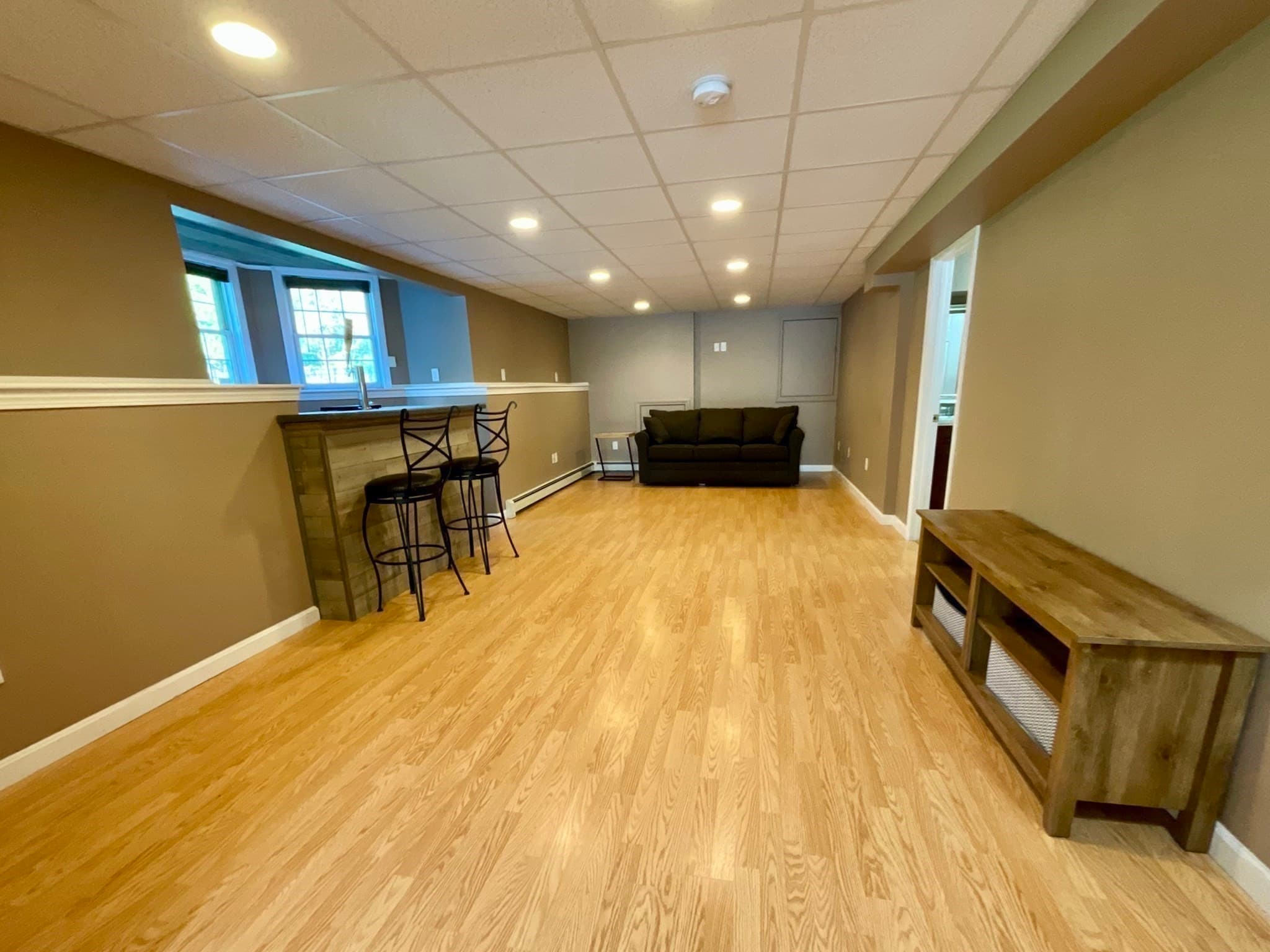 Single Family Residence at 8 Anderson Ln, Grafton MA 01536, Grafton, photo 24 of 42