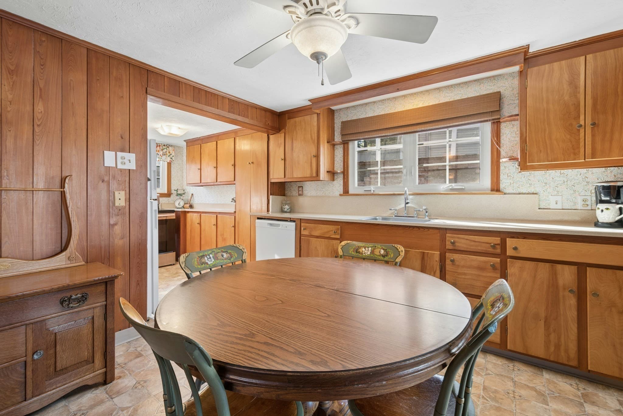 Single Family Residence at 44 Old Faith Road, Shrewsbury MA 01545, Shrewsbury, photo 15 of 29
