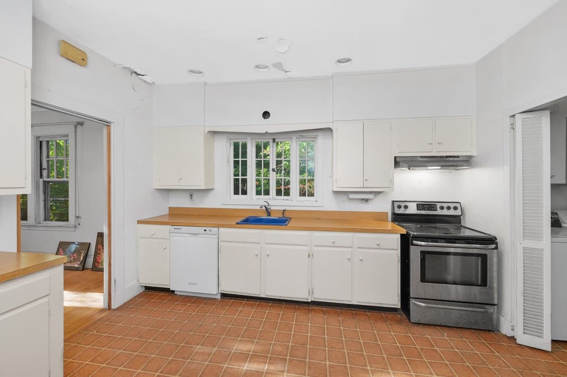 Single Family Residence at 132 Beaumont Ave, Newton MA 02460, Newton, photo 13 of 37