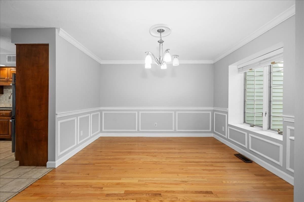 Condominium at 37 Eastern Point Dr # 35, Shrewsbury MA 01545, Shrewsbury, photo 6 of 42