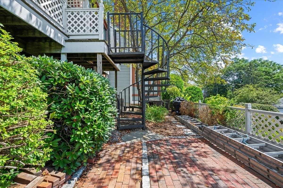 Condominium at 37 Eastern Point Dr # 35, Shrewsbury MA 01545, Shrewsbury, photo 37 of 42