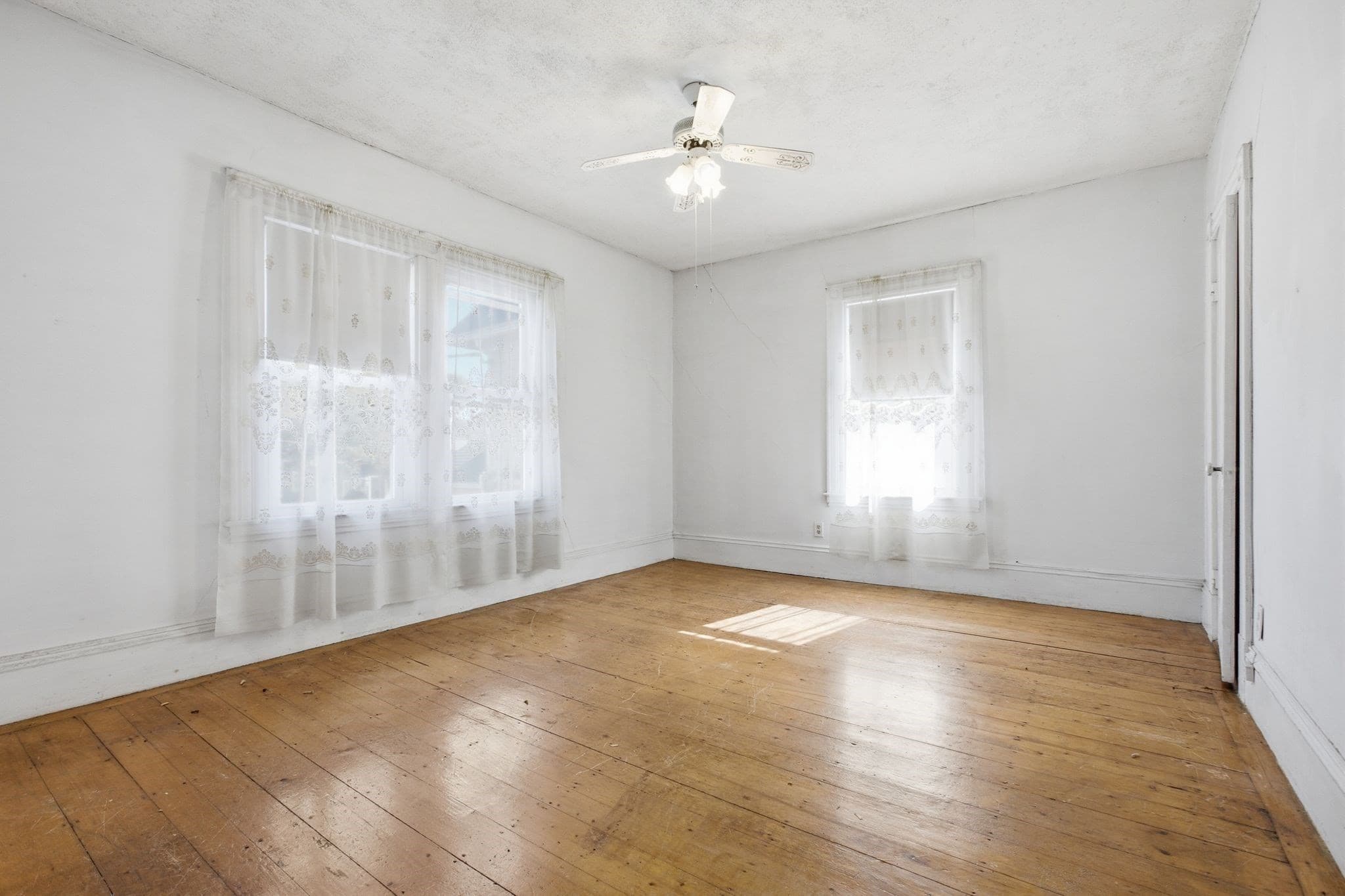 Multi Family at 91 Fremont St, Winthrop MA 02152, photo 27 of 42
