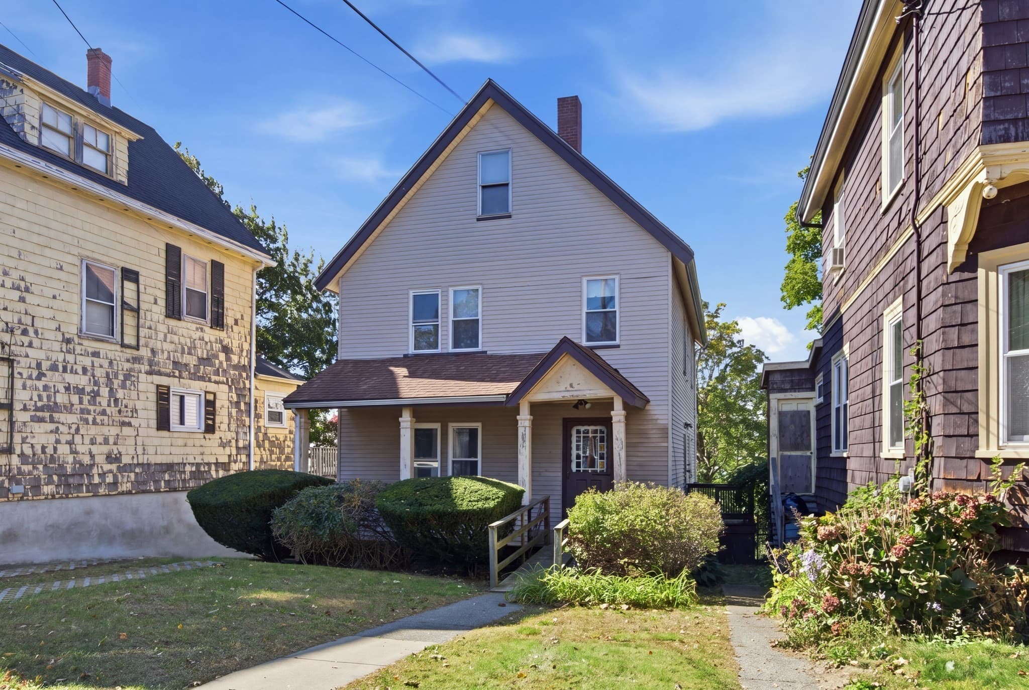 Multi Family at 91 Fremont St, Winthrop MA 02152, photo 12 of 42